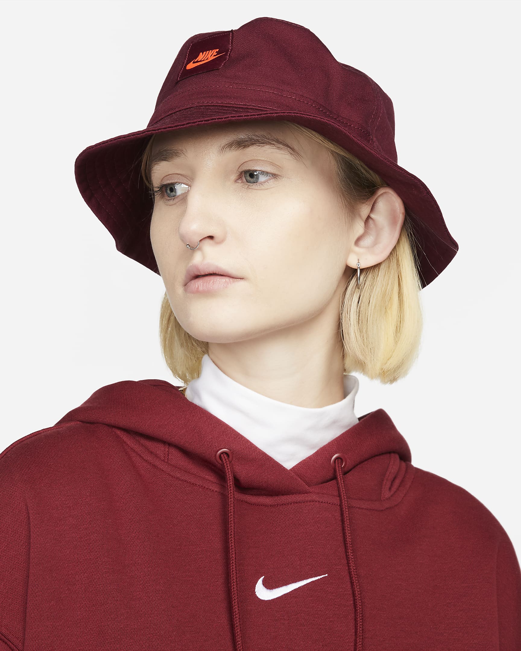 Nike Sportswear Phoenix Fleece Women's Oversized Pullover Hoodie. Nike NL
