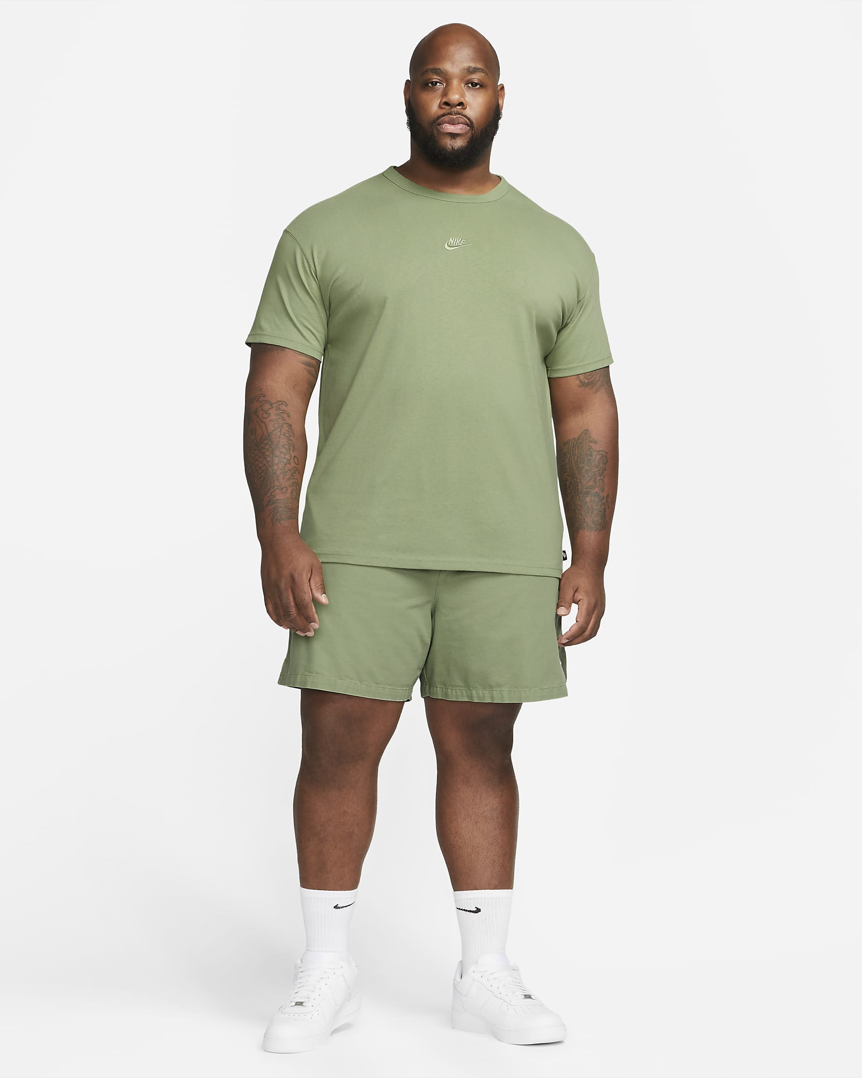 Nike Sportswear Premium Essentials Men's T-Shirt. Nike UK