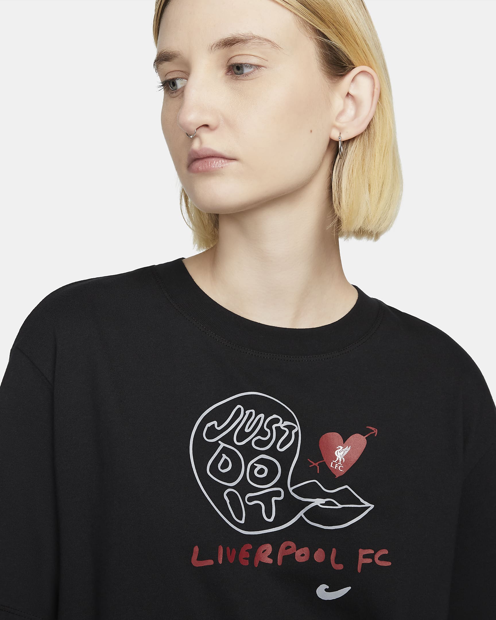 Liverpool F.C. Women's Nike Football TShirt. Nike IN