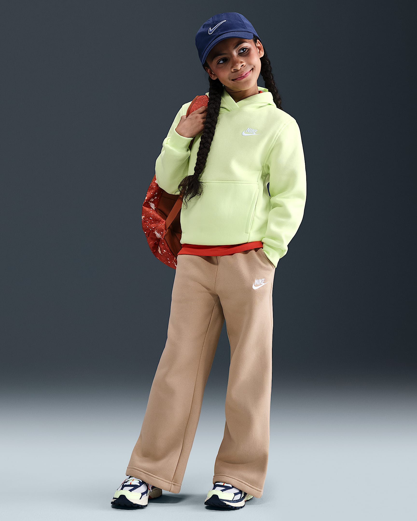Pants de pierna ancha para niña Nike Sportswear Club Fleece - Cáñamo/Cáñamo/Blanco