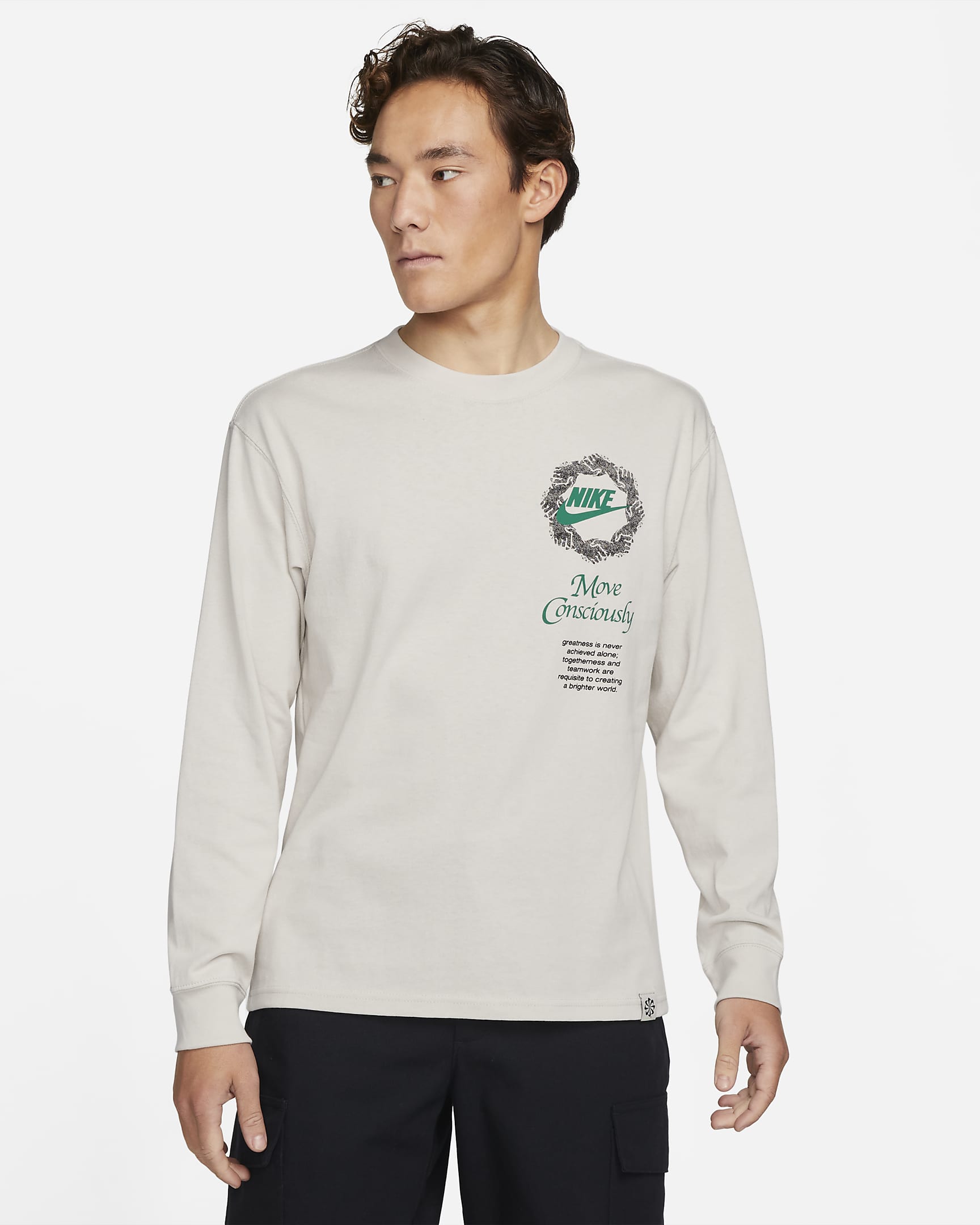 ナイキ スポーツウェア メンズ ロングスリーブ Tシャツ - ライトボーン