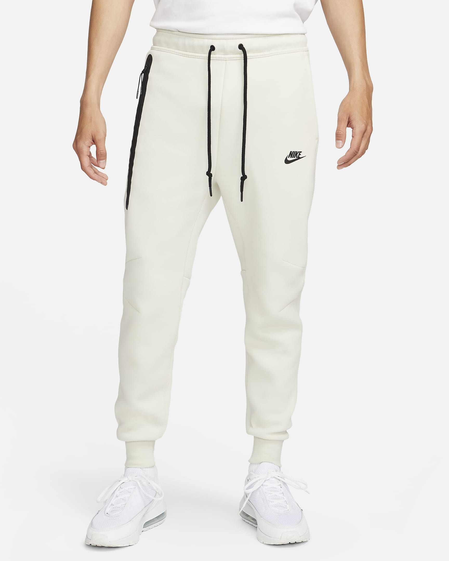 womens long white nike socks