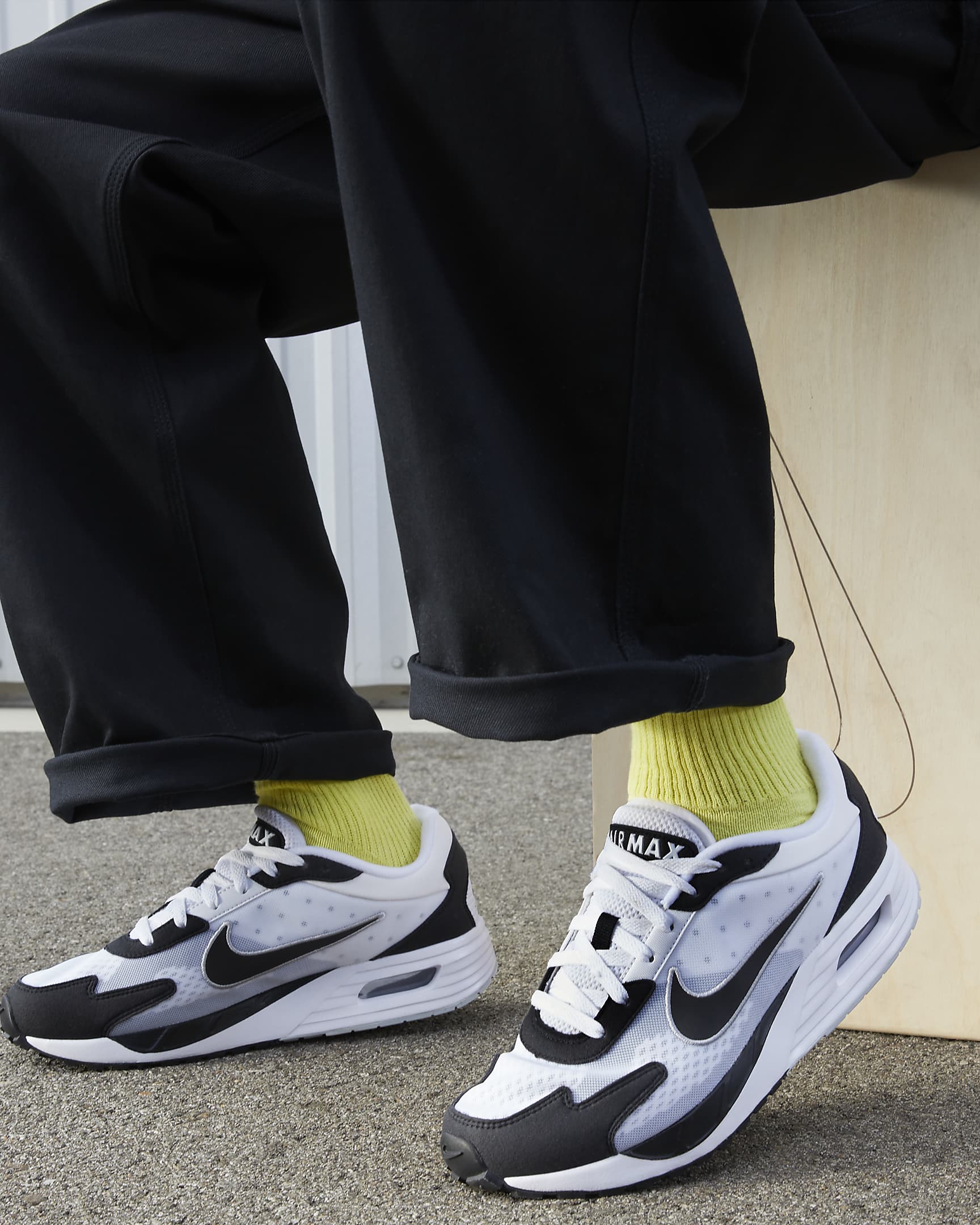 Nike Air Max Solo Men's Shoes. Nike PT