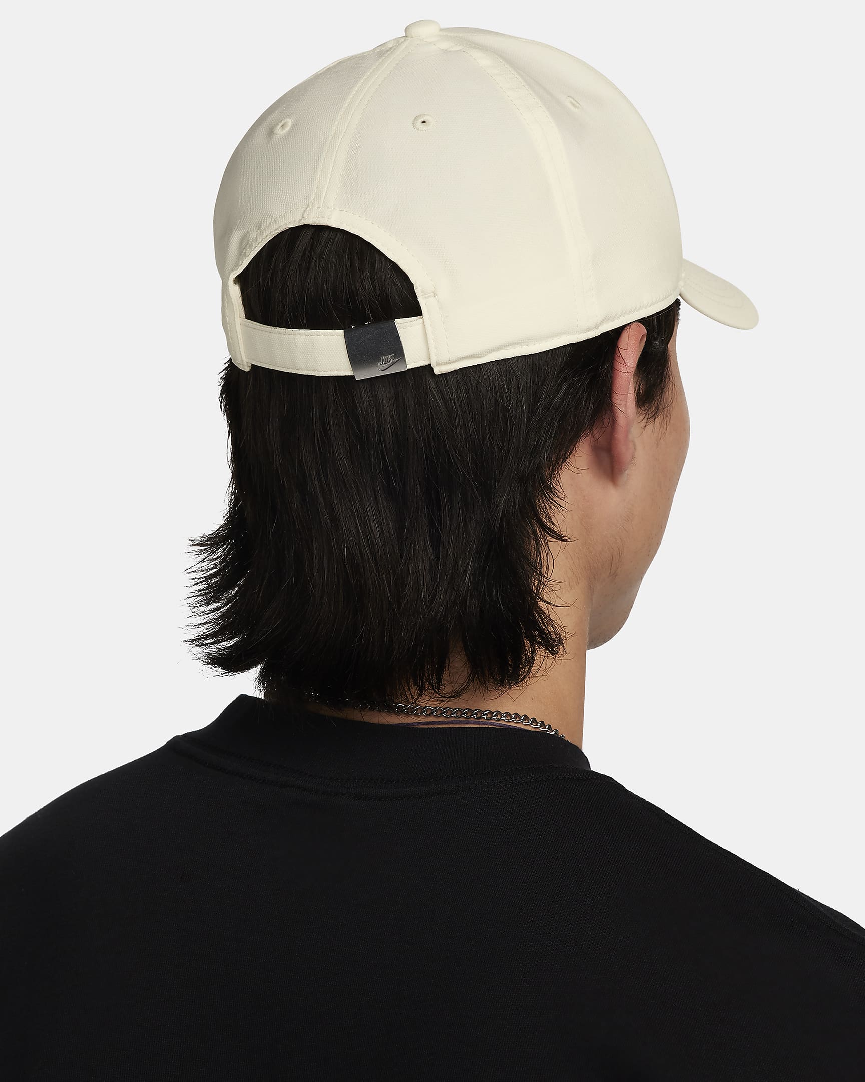 Nike Dri-FIT Club Structured Metal Logo Cap. Nike ID