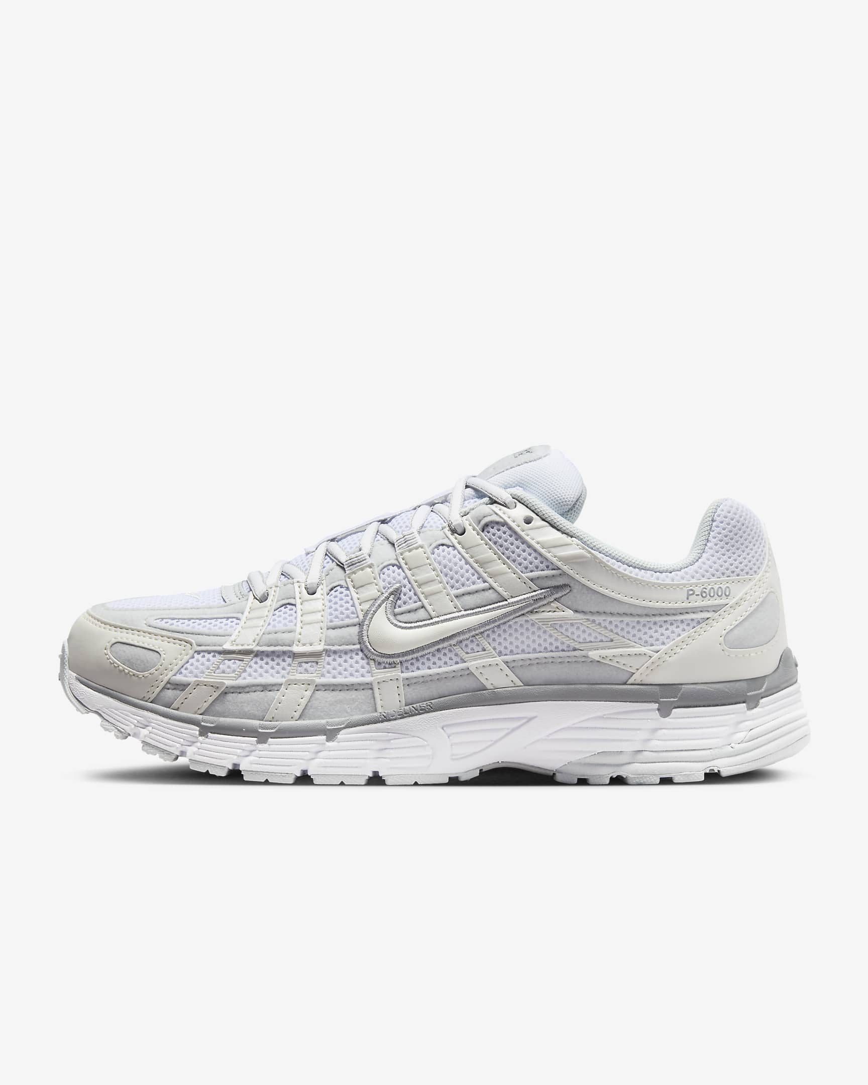 Tenis Nike P-6000 - Blanco cumbre metalizado/Platino puro/Gris lobo/Blanco