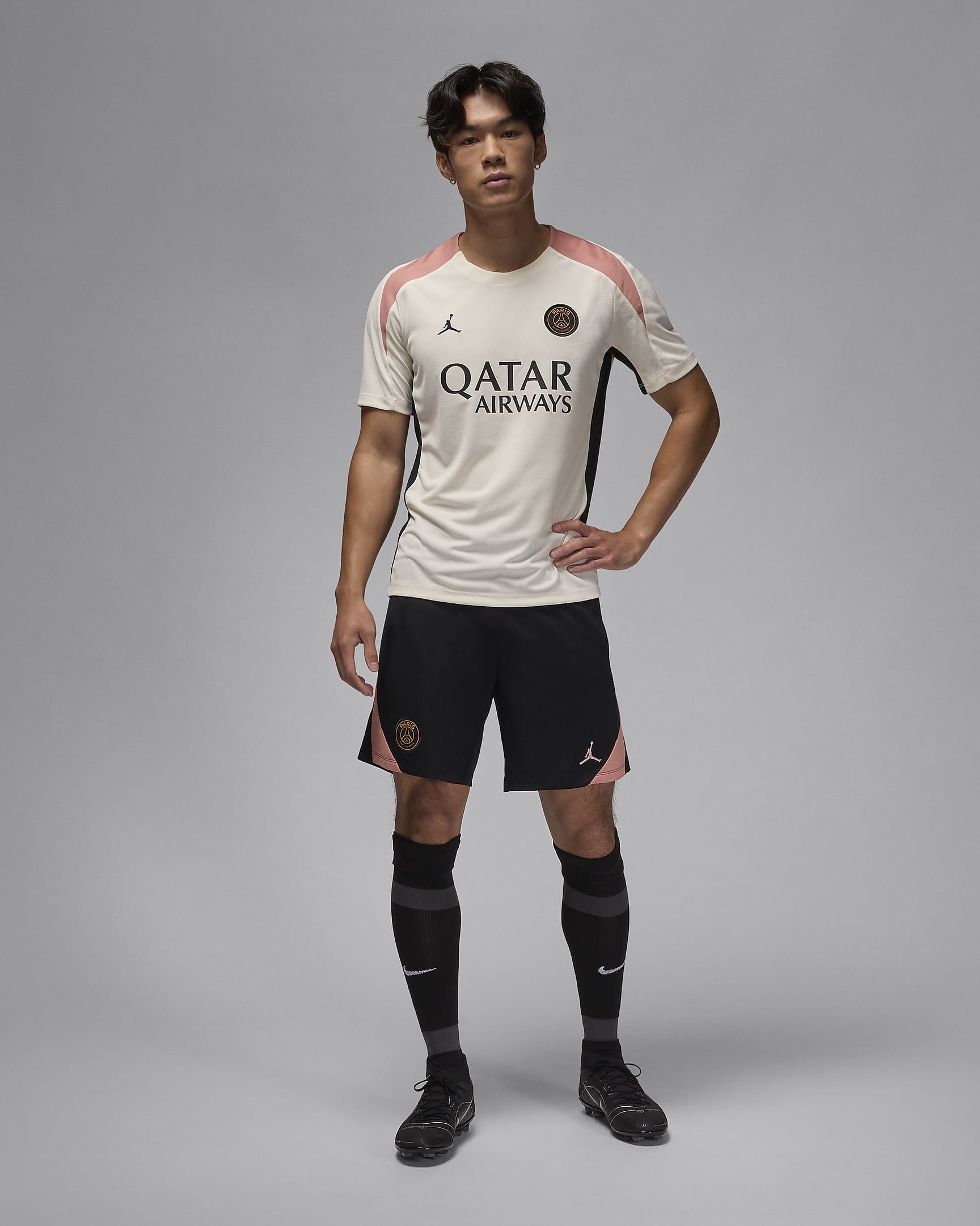 Paris Saint-Germain Strike Third Men's Jordan Dri-FIT Football Knit Short-Sleeve Top - Pale Ivory/Pale Ivory/Rust Pink/Black