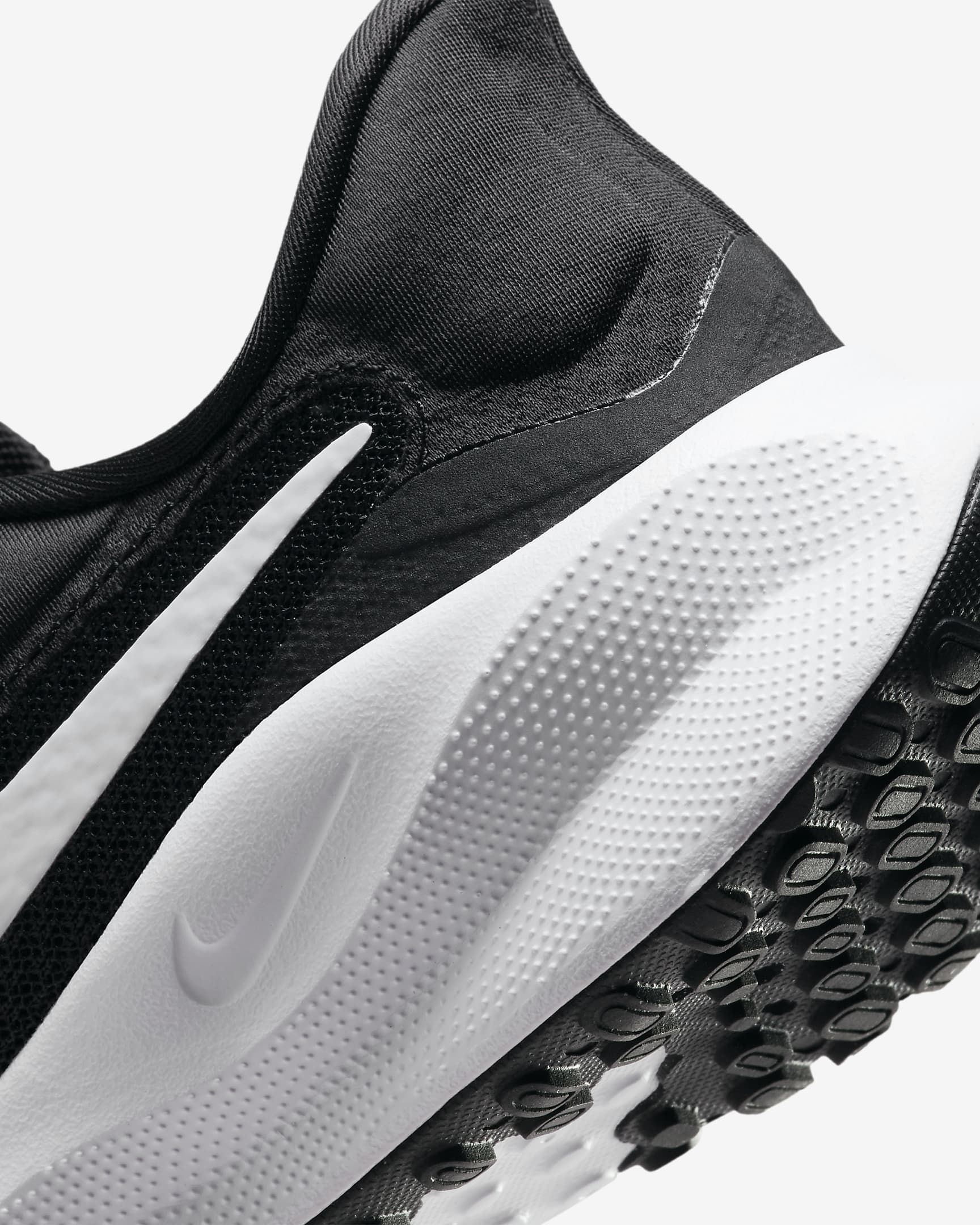 Nike Revolution 7 EasyOn könnyen fel- és levehető női országúti futócipő - Fekete/Fehér