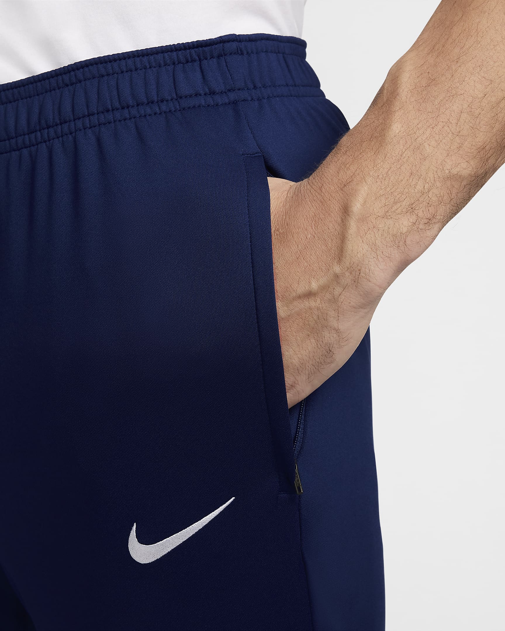 Kroatien Strike Nike Dri-FIT Fußballhose für Herren - Blue Void/Bright Crimson/Weiß