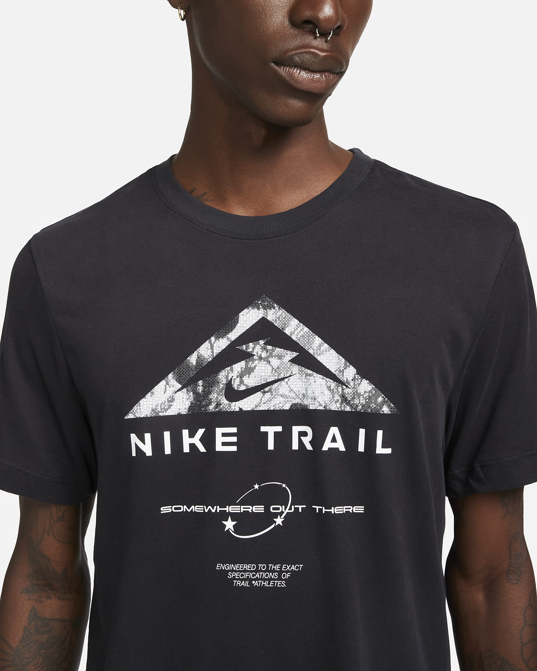 Nike DriFIT Trail Men's Trail Running TShirt. Nike CH