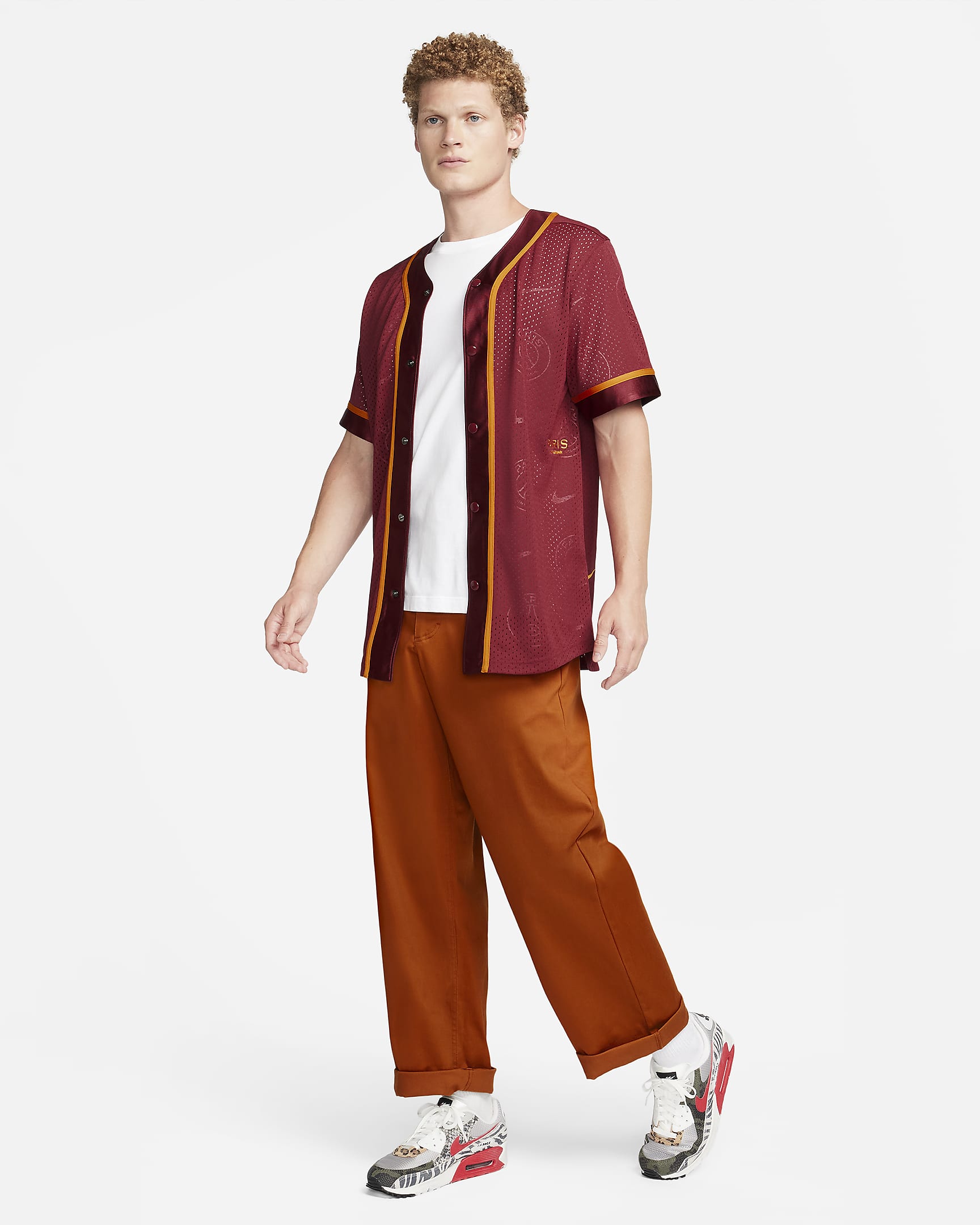 Paris SaintGermain Men's Nike Baseball ShortSleeve Graphic Top.