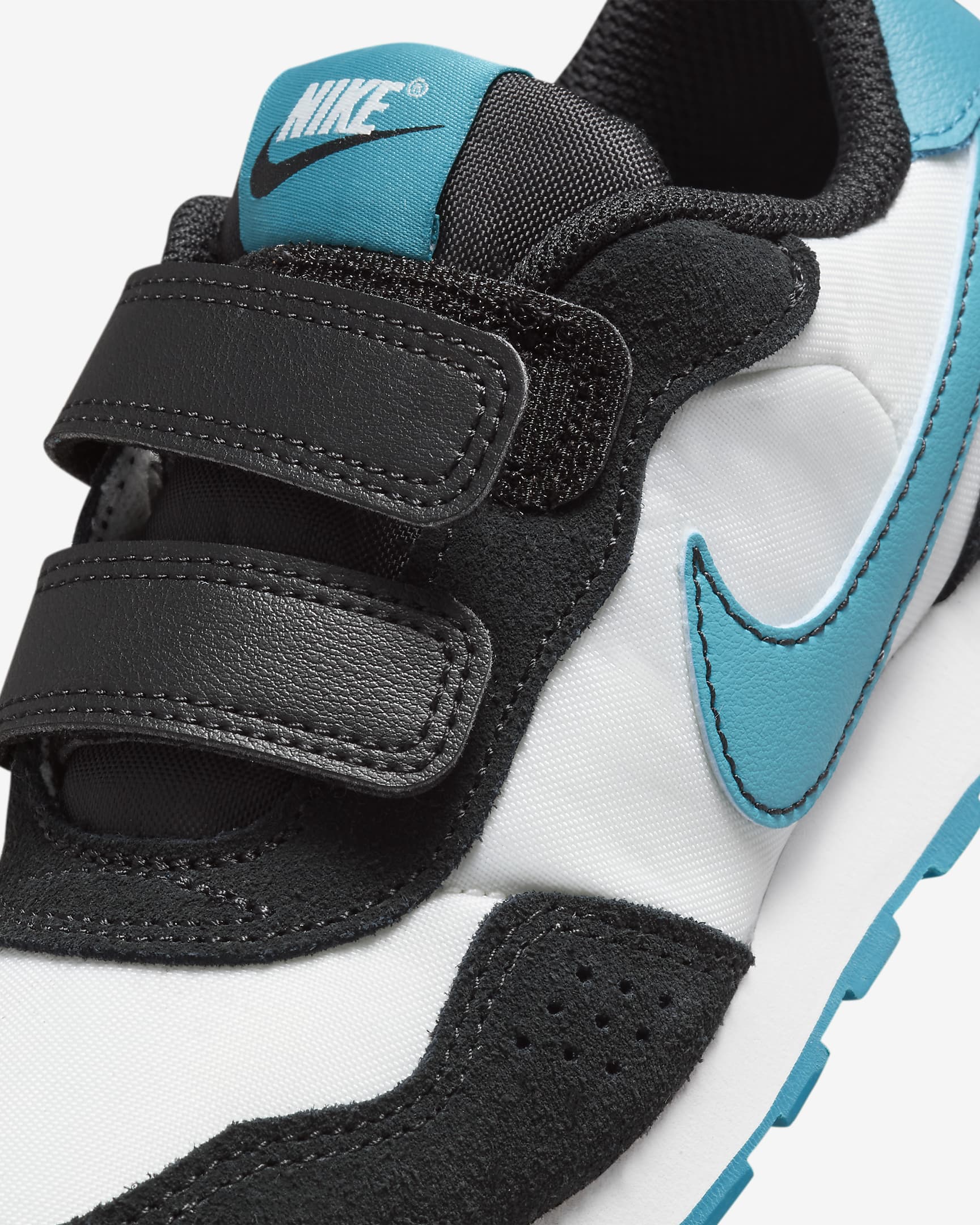 Nike MD Valiant Little Kids' Shoes - Summit White/Black/Aquamarine