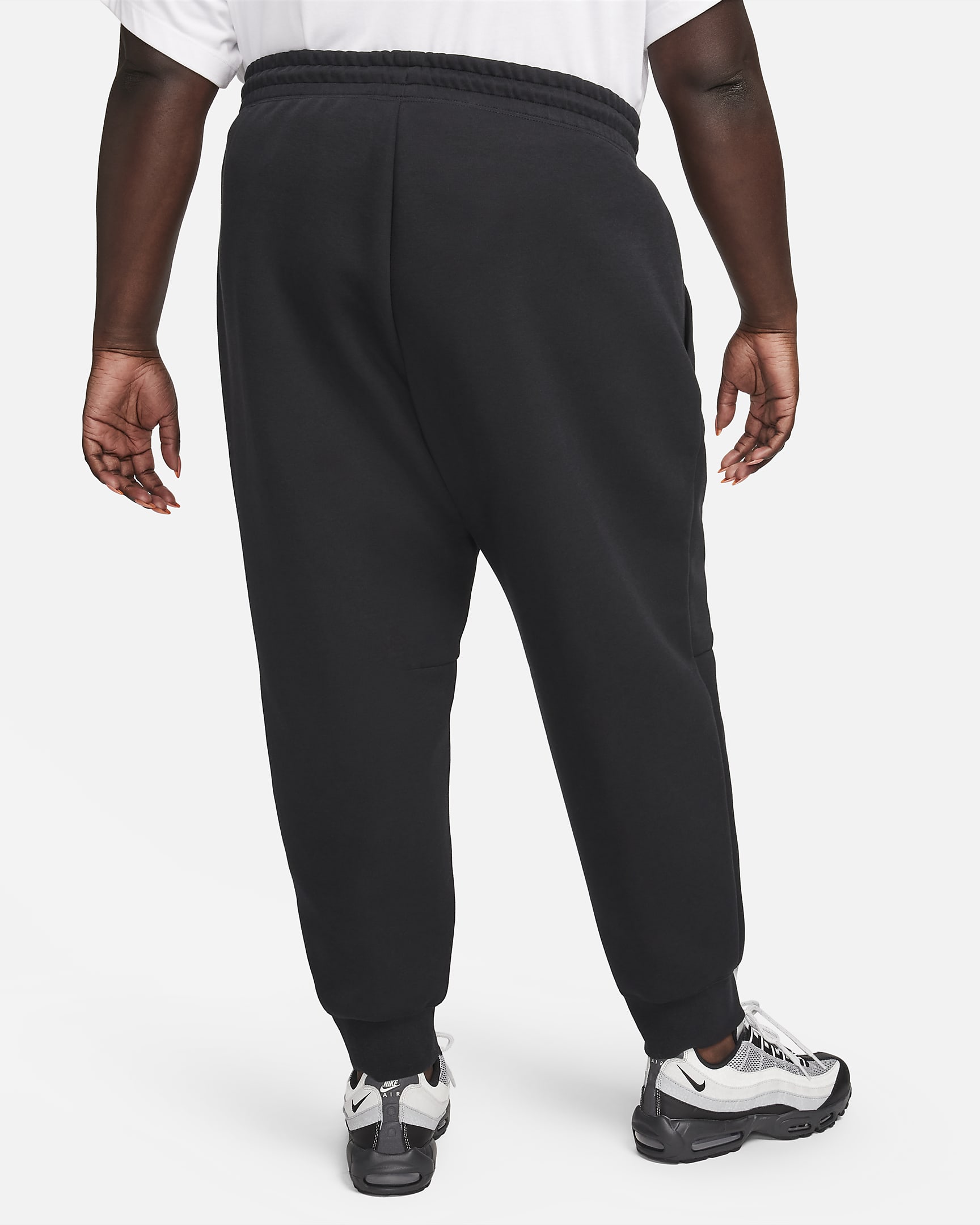 Pantaloni jogger a vita media Nike Sportswear Tech Fleece (Plus size) – Donna - Nero/Nero