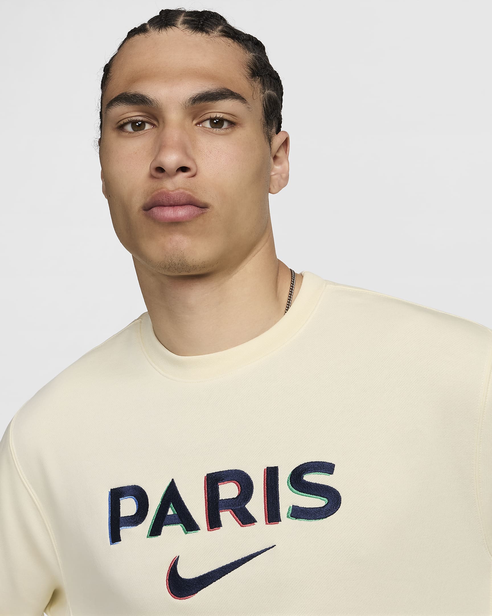 Paris Saint-Germain Club Men's Nike Football French Terry Crew-Neck Sweatshirt - Coconut Milk/Midnight Navy