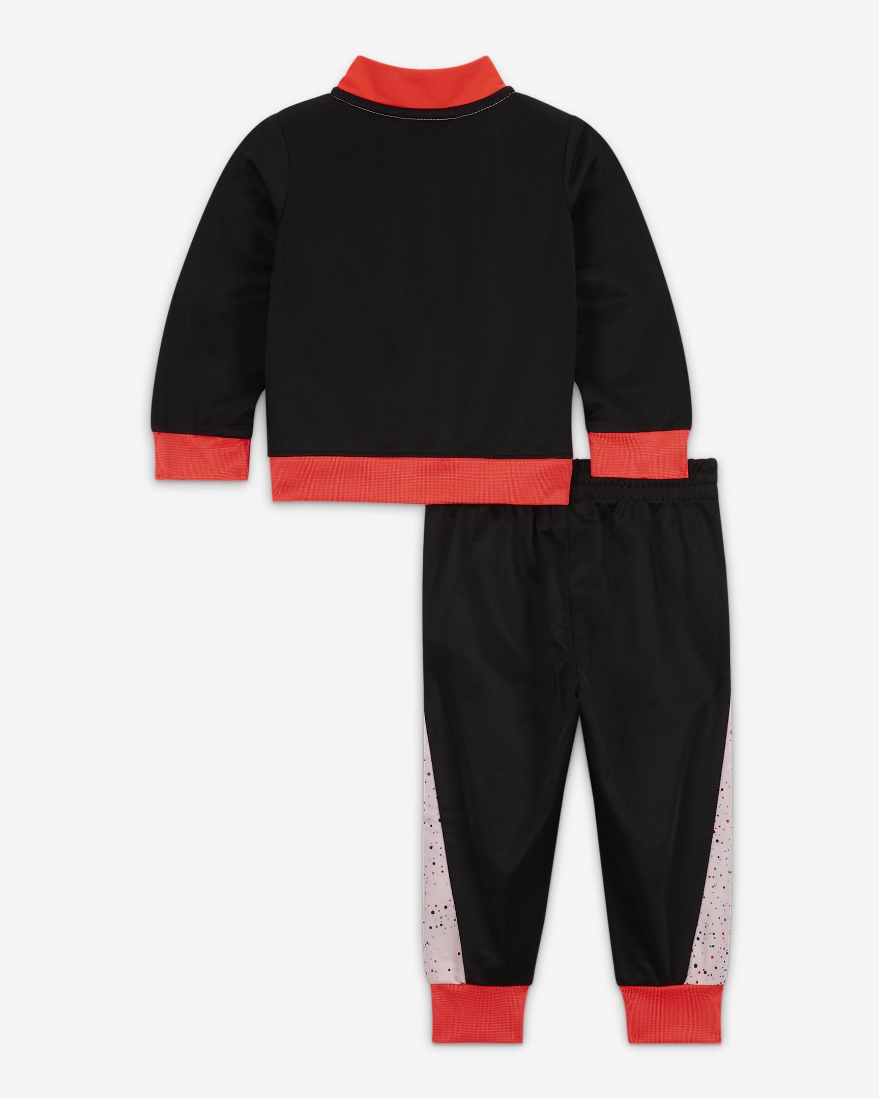 Conjunto de entrenamiento para bebé Jordan (0-9M). Nike.com