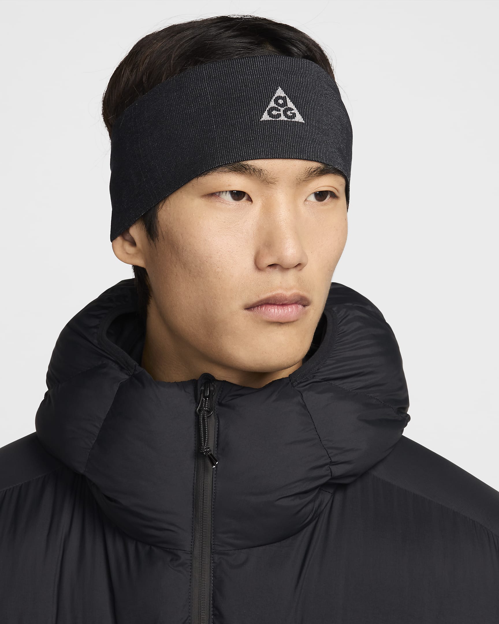 Nike ACG Cinta para el pelo sin costuras ligera con protección UV Dri-FIT - Negro/Summit White