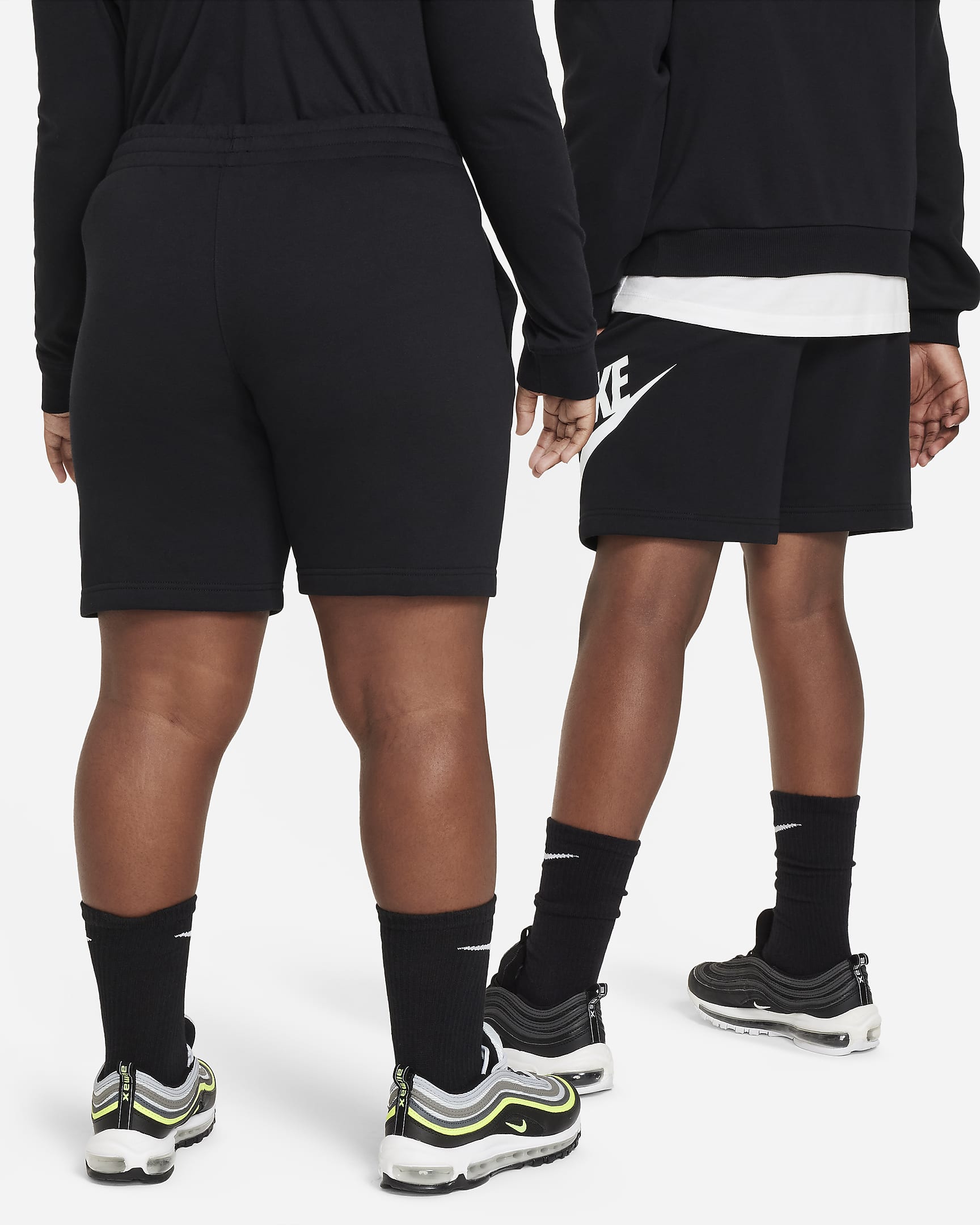 Nike Sportswear Club Fleece French-Terry-Shorts für ältere Kinder (erweiterte Größen) - Schwarz/Weiß