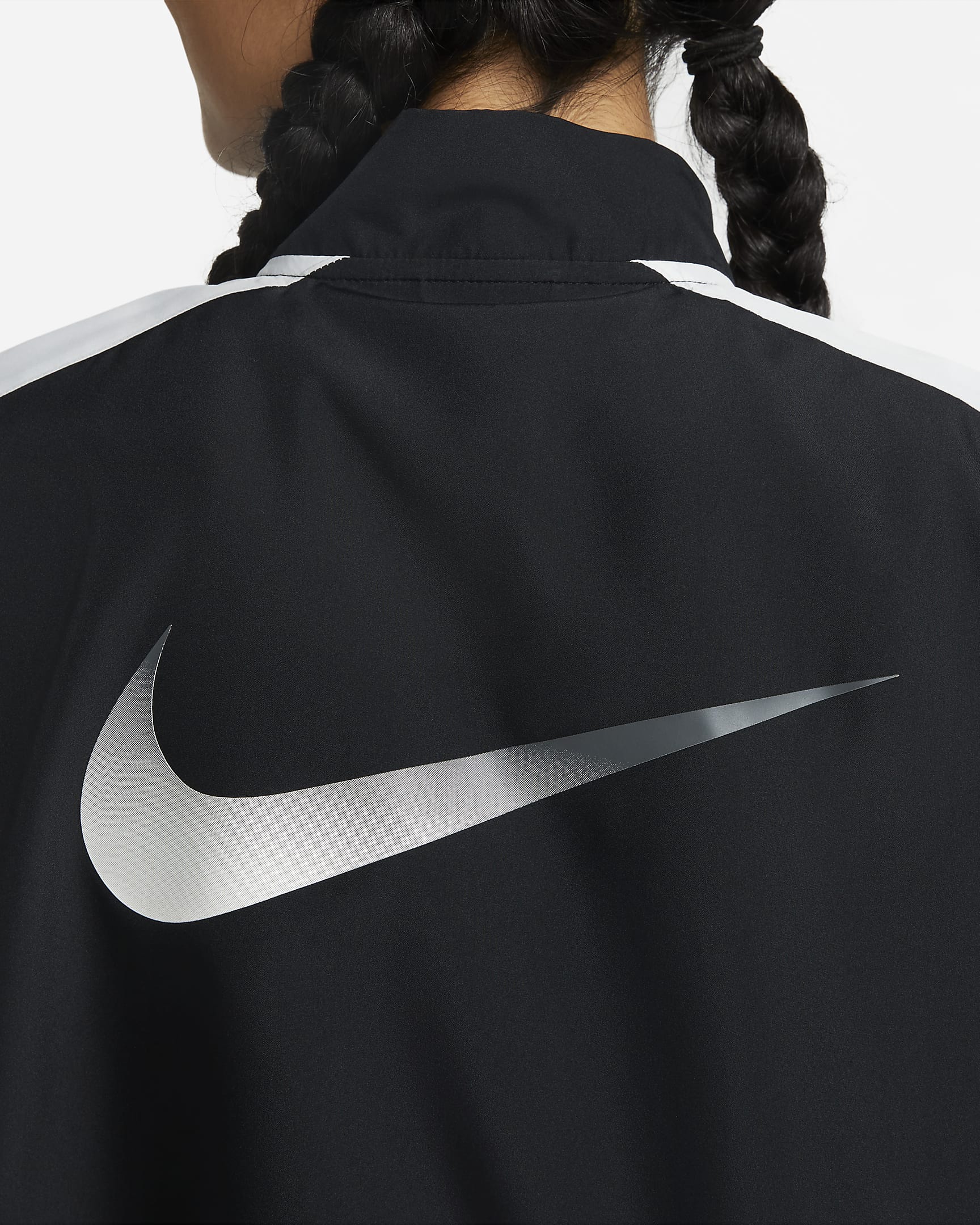 Nike Dri-FIT Swoosh Run Women's Running Jacket. Nike BE