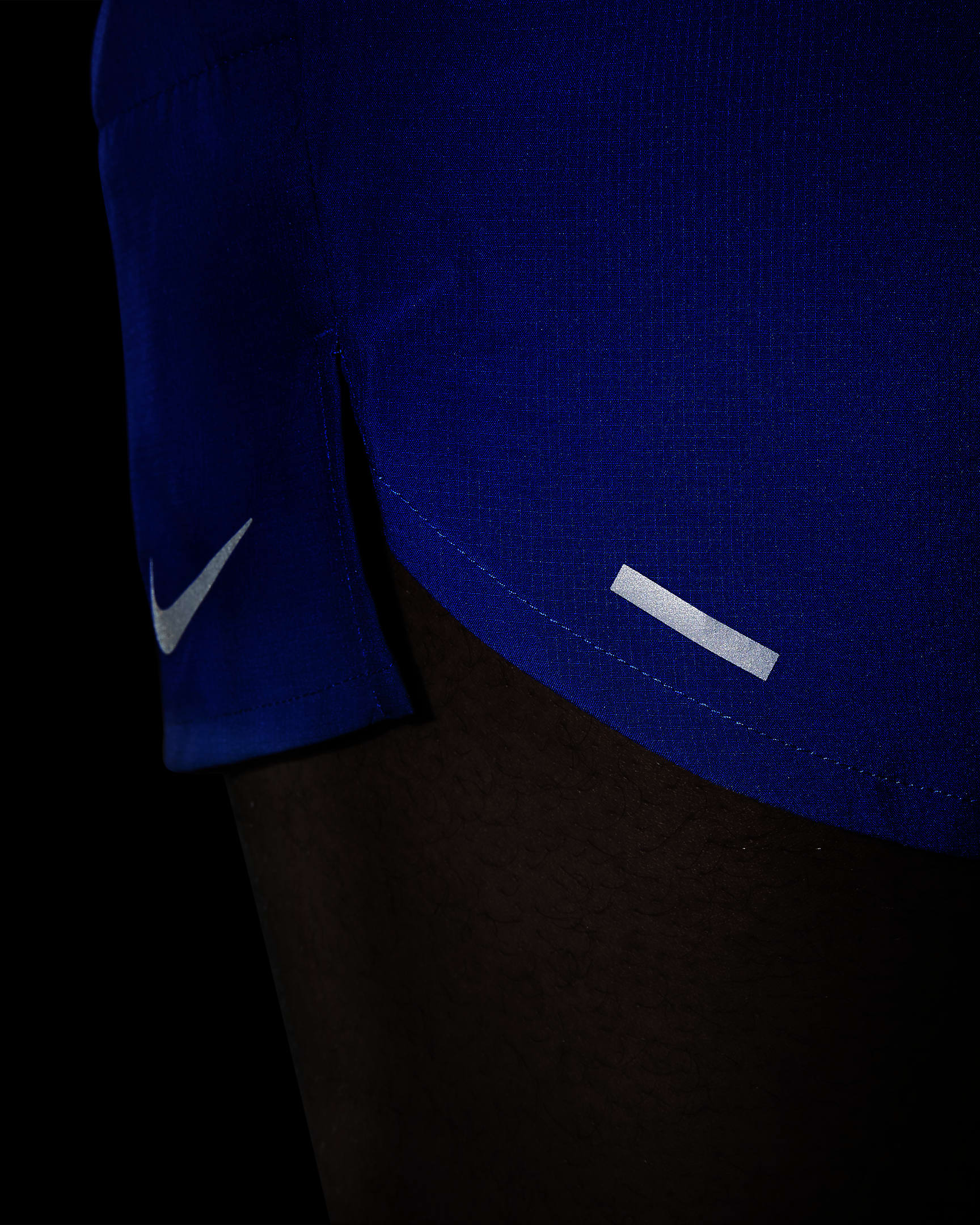 Nike Stride Dri-FIT hardloopshorts met binnenbroek voor heren (18 cm) - Game Royal/Zwart