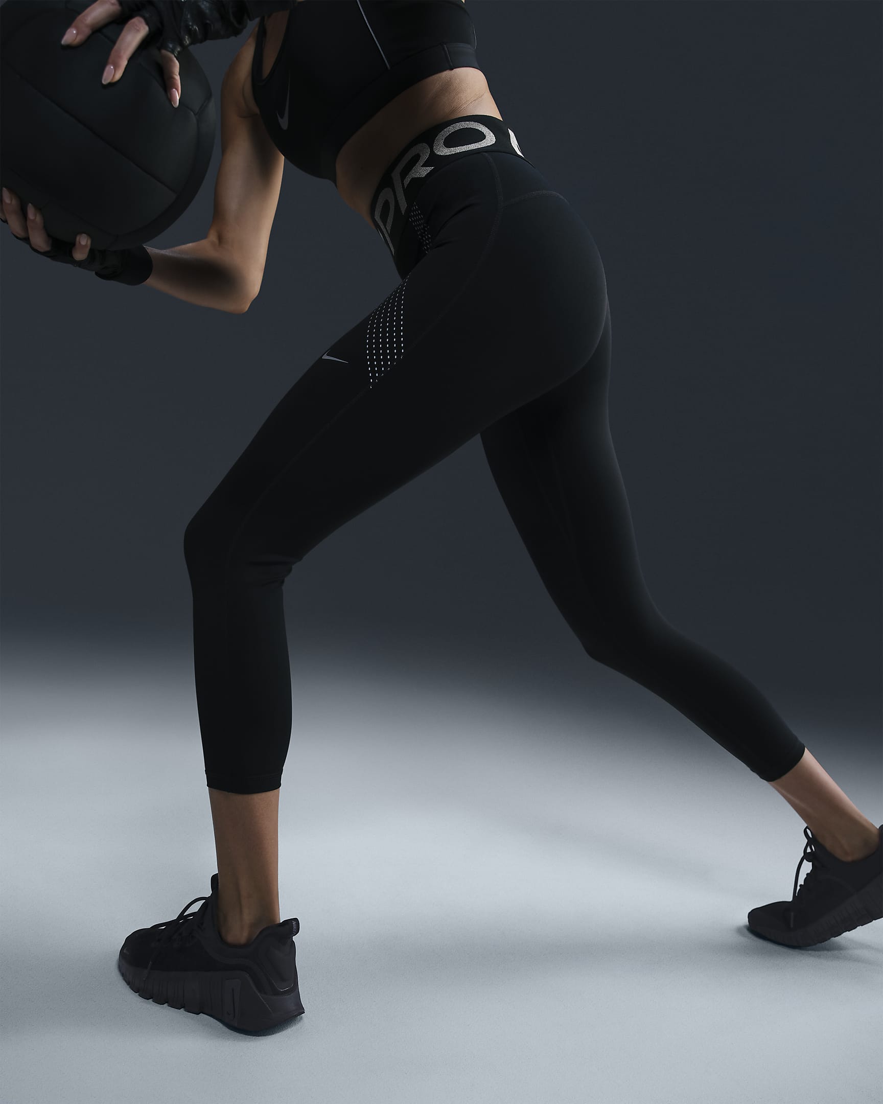 Damskie legginsy 7/8 z wysokim stanem Nike Pro Sculpt - Czerń