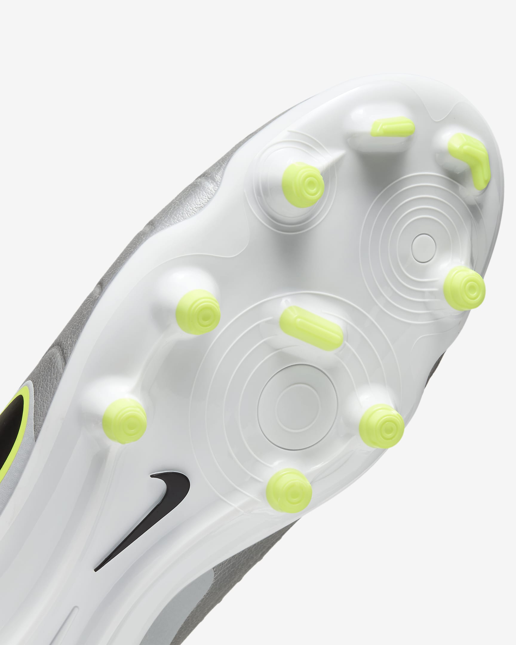 Tacos de fútbol de corte low para terrenos múltiples Nike Tiempo Legend 10 Academy - Plata metalizado/Volt/Negro