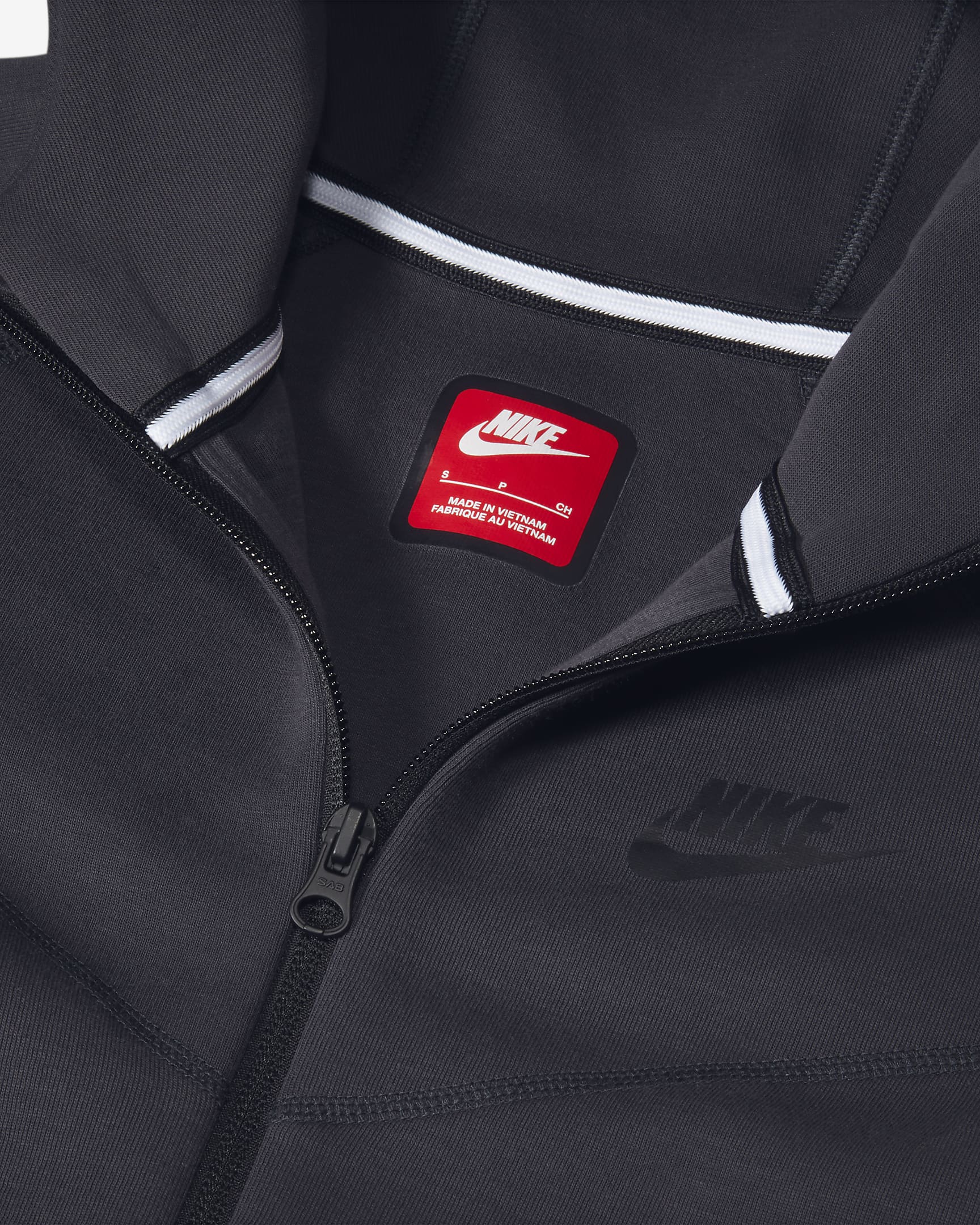 Nike Sportswear Tech Fleece Big Kids' (Boys') Full-Zip Hoodie. Nike.com