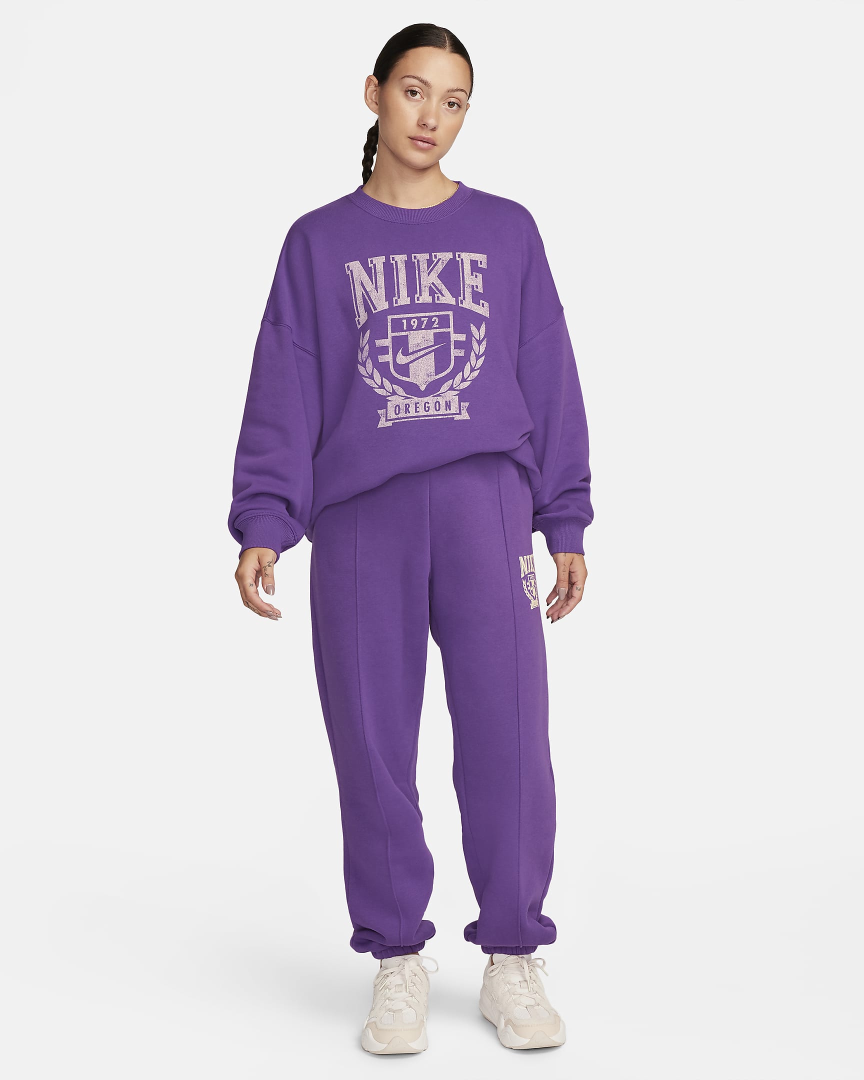 Nike Sportswear extragroßes Fleece-Sweatshirt mit Rundhalsausschnitt für Damen - Purple Cosmos