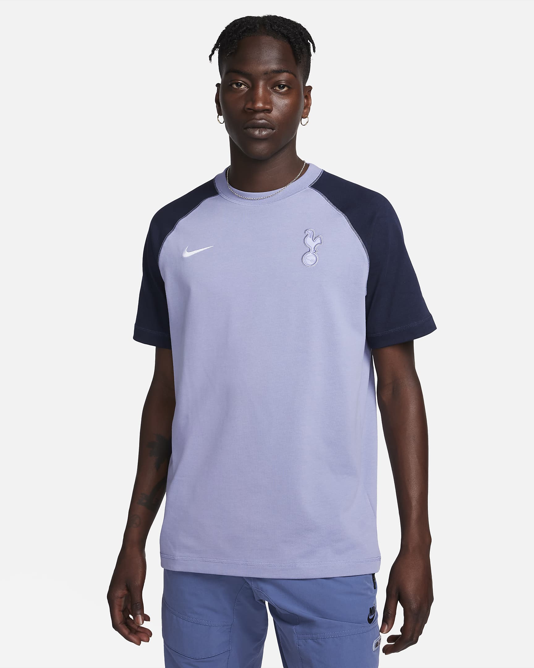 Tottenham Hotspur Travel Men's Nike Short-Sleeve Soccer Top. Nike.com