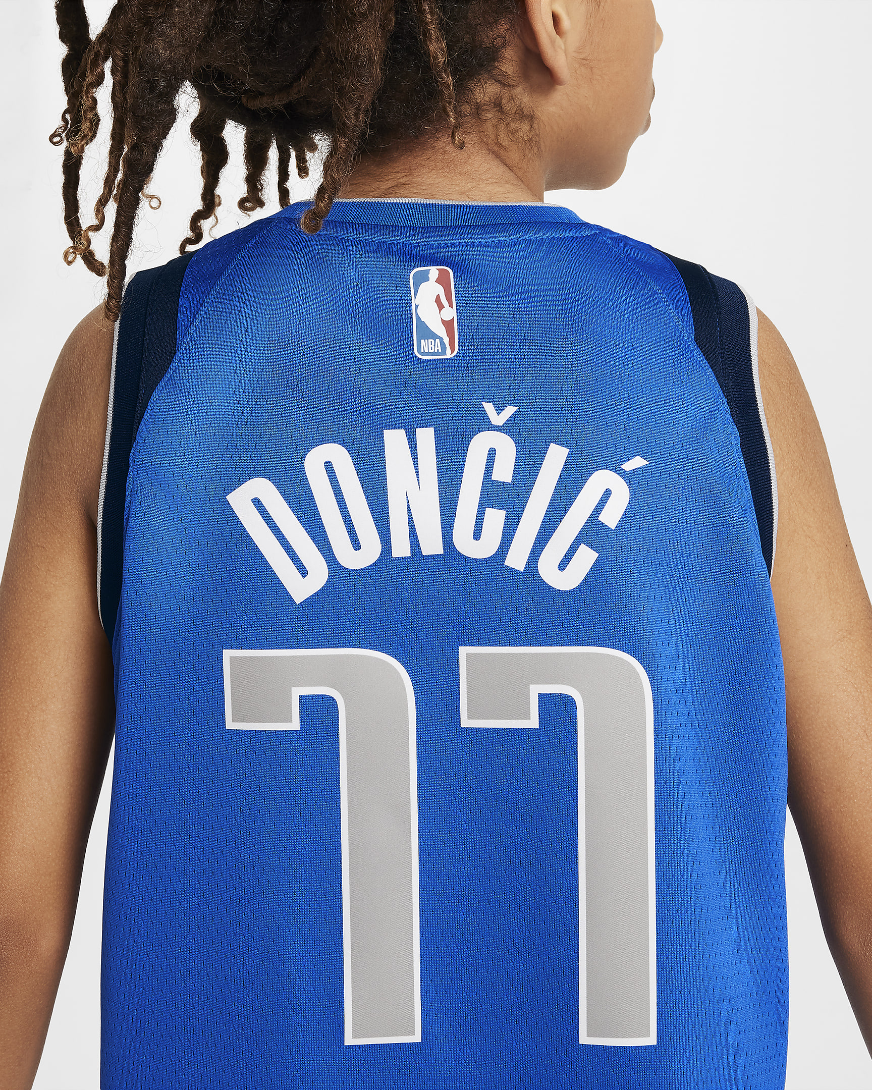 Dallas Mavericks Icon Edition 2023/24 Nike NBA Swingman Trikot für ältere Kinder - Game Royal