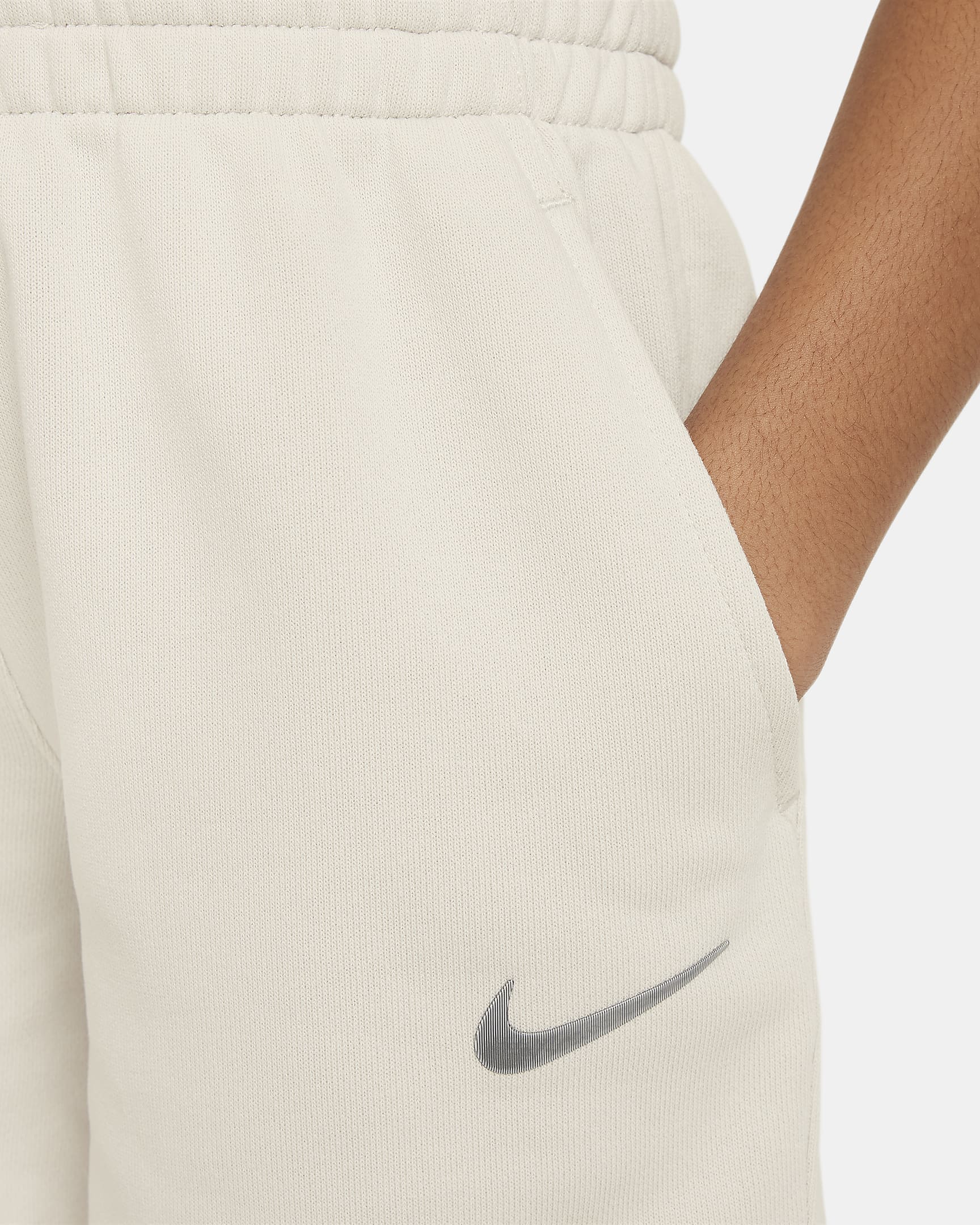 Nike Sportswear Dri-FIT fleeceshorts til store barn (jente) - Light Bone