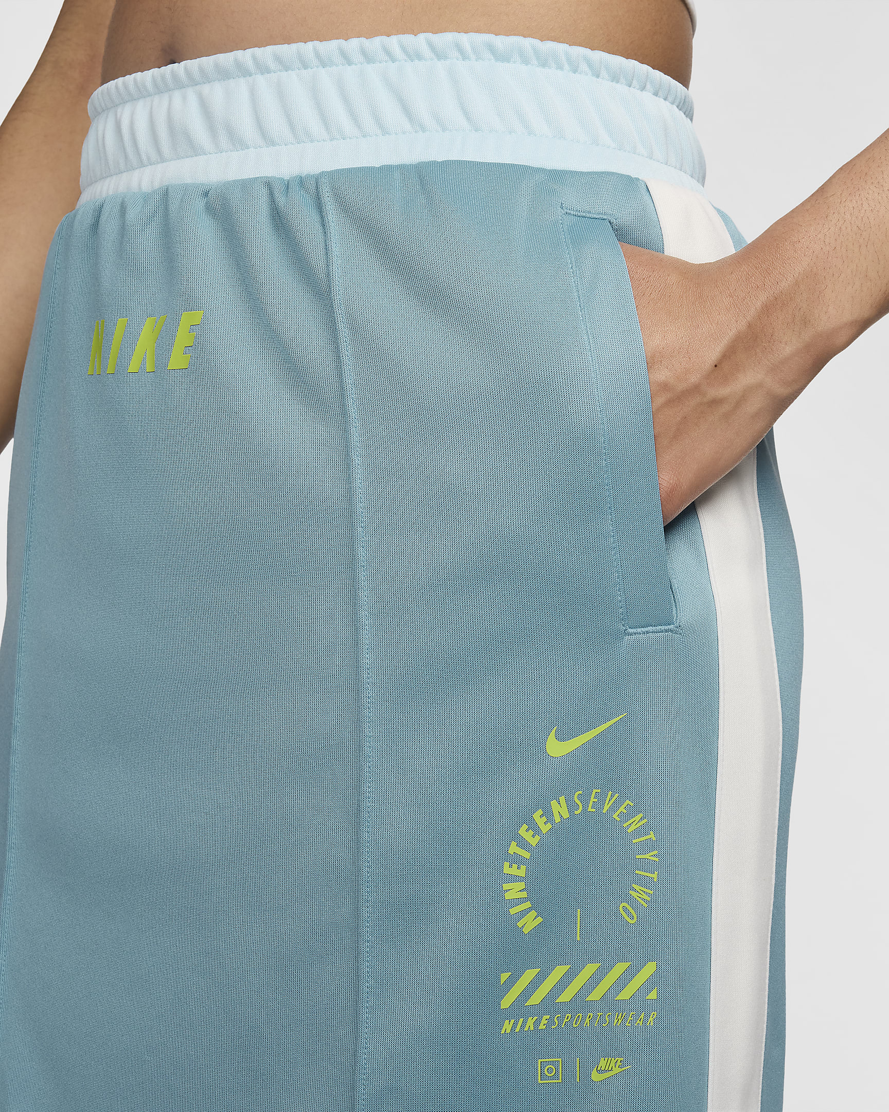 Nike Sportswear Women's Skirt - Denim Turquoise/Glacier Blue