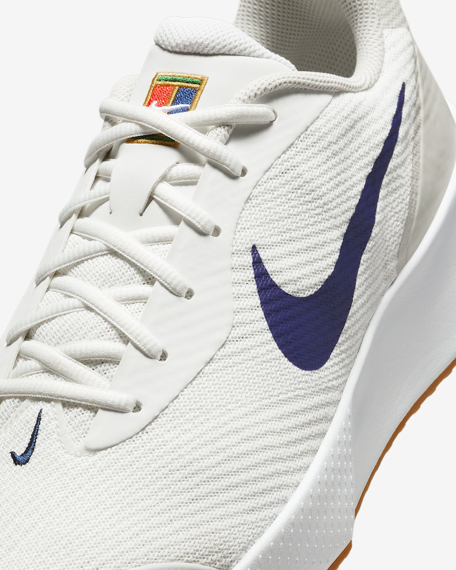 vapor lite tennis shoes