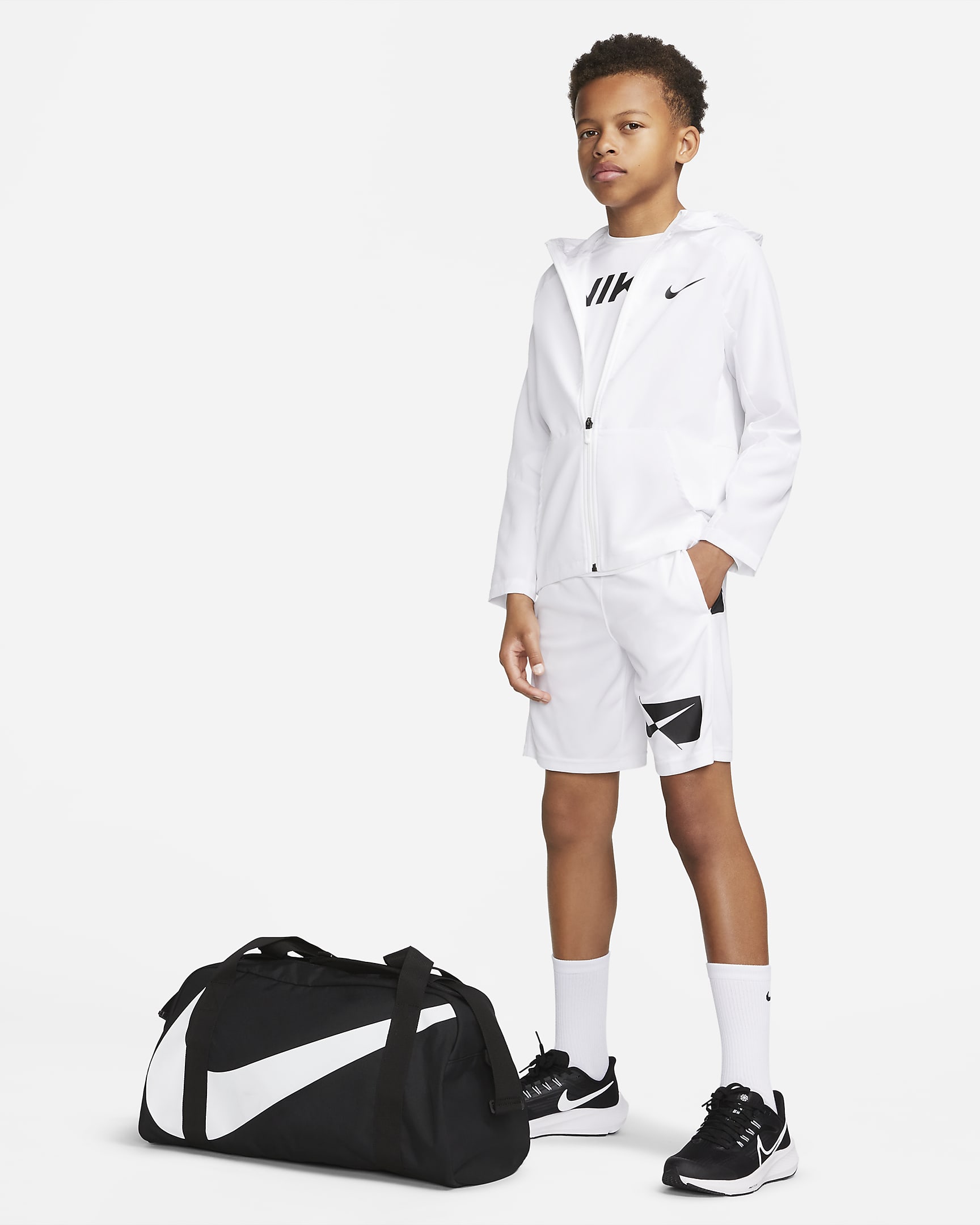 Väska Nike Gym Club för barn (25 l) - Svart/Svart/Vit