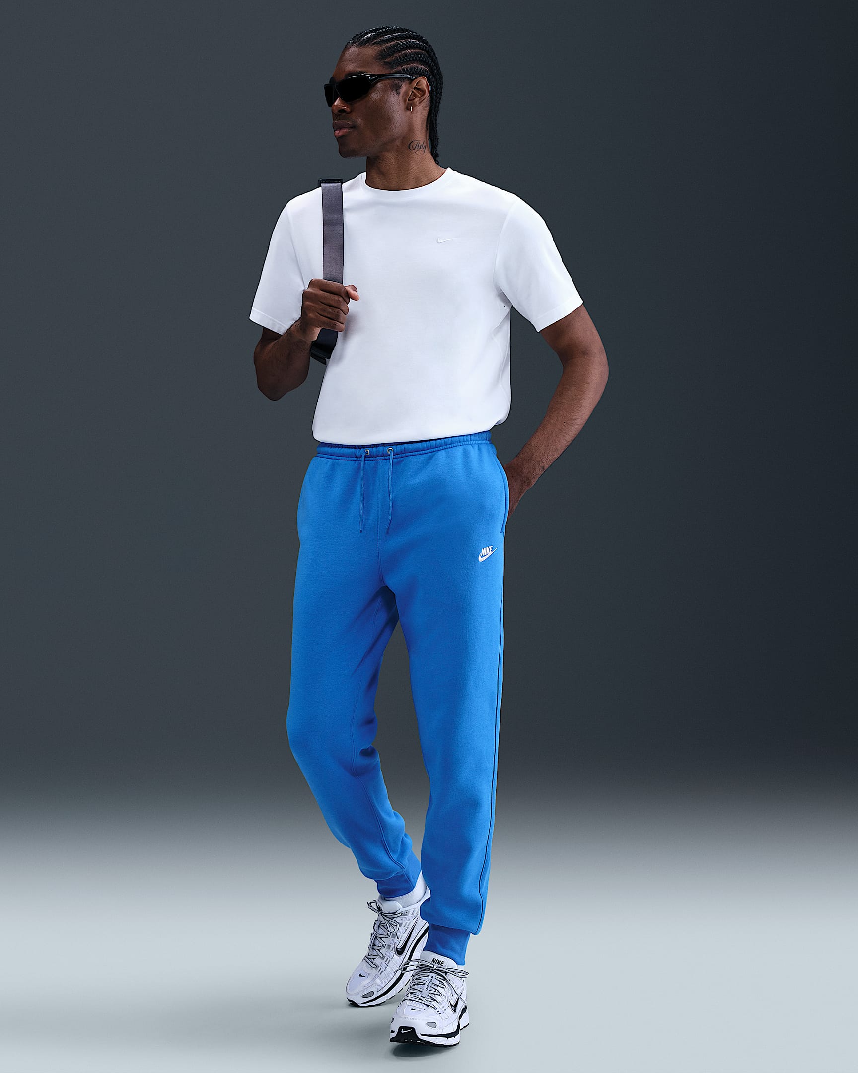 Nike Club Men's Joggers - Light Photo Blue/Light Photo Blue/White