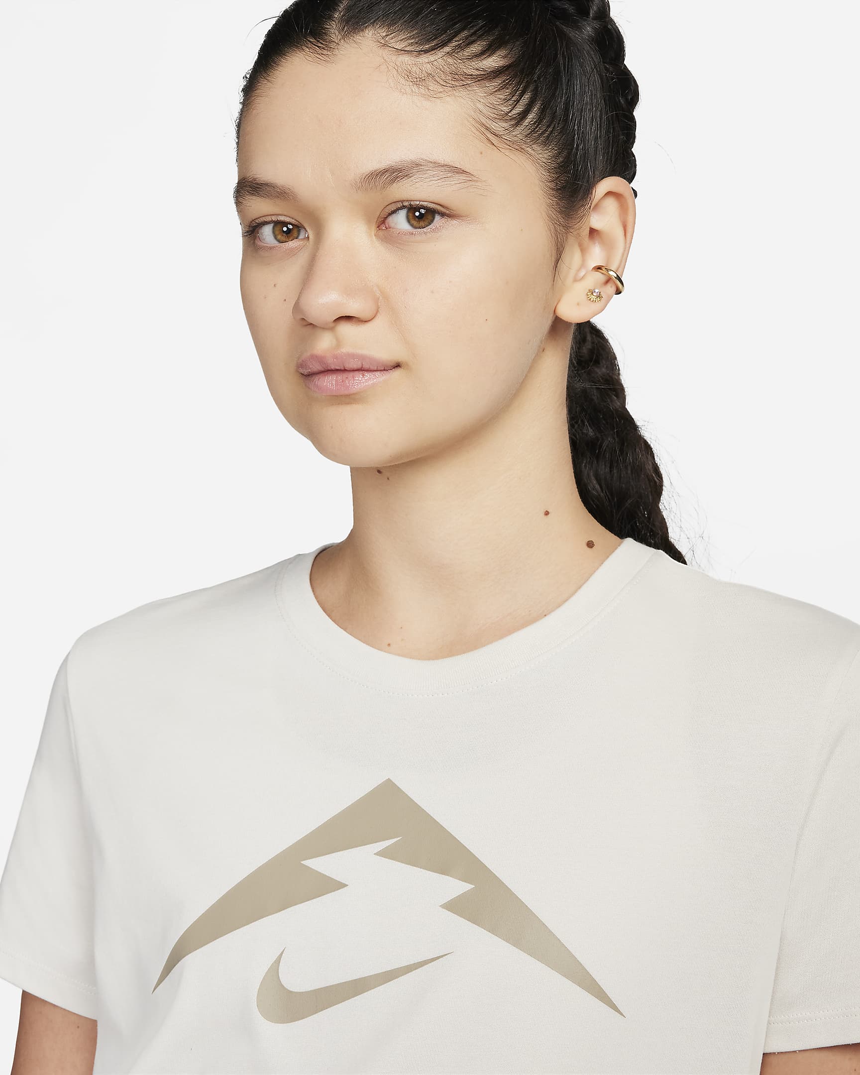 Nike Trail Women's DriFIT TShirt. Nike UK