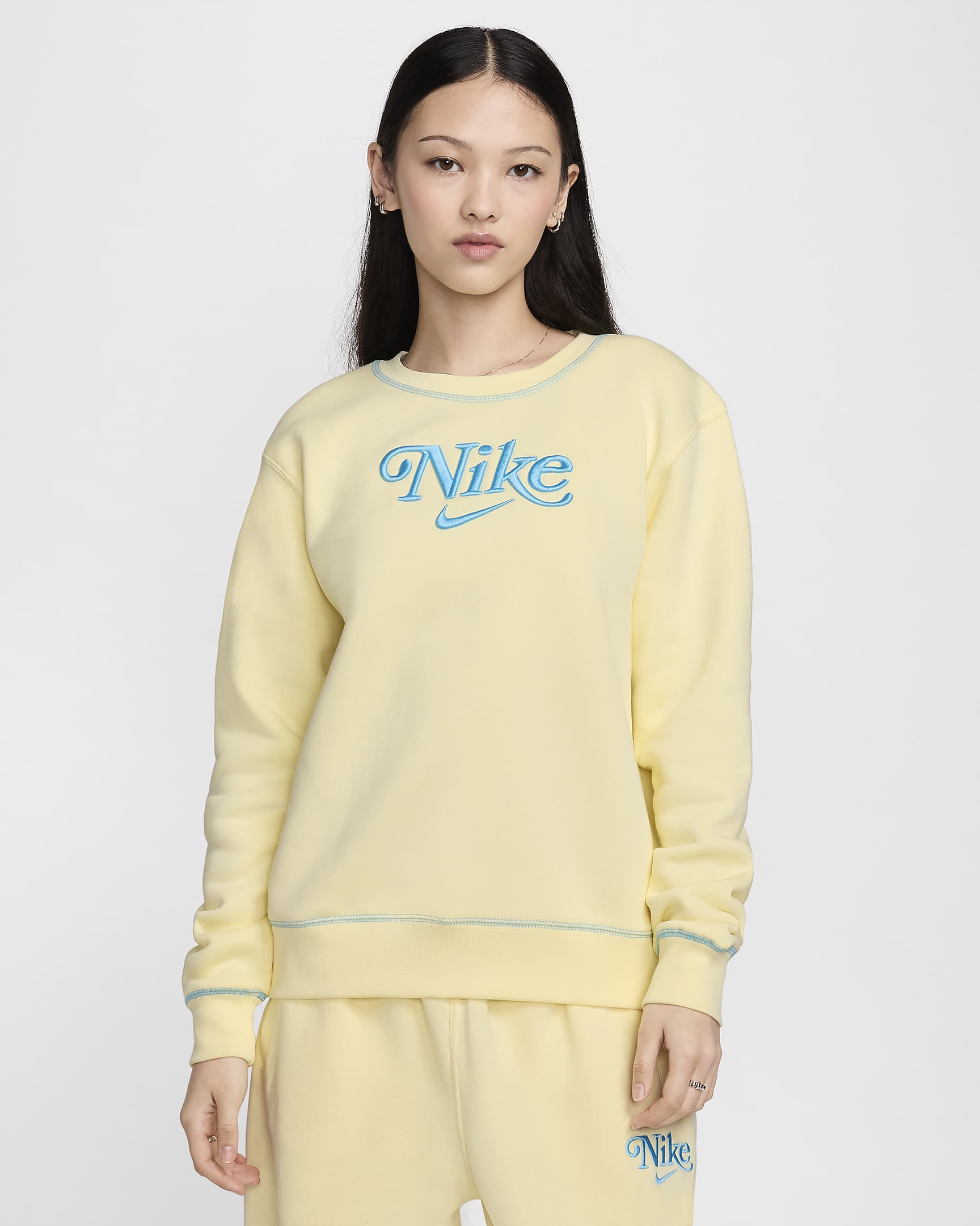 Nike Sportswear Fleece-Sweatshirt mit Rundhalsausschnitt für Damen - Alabaster