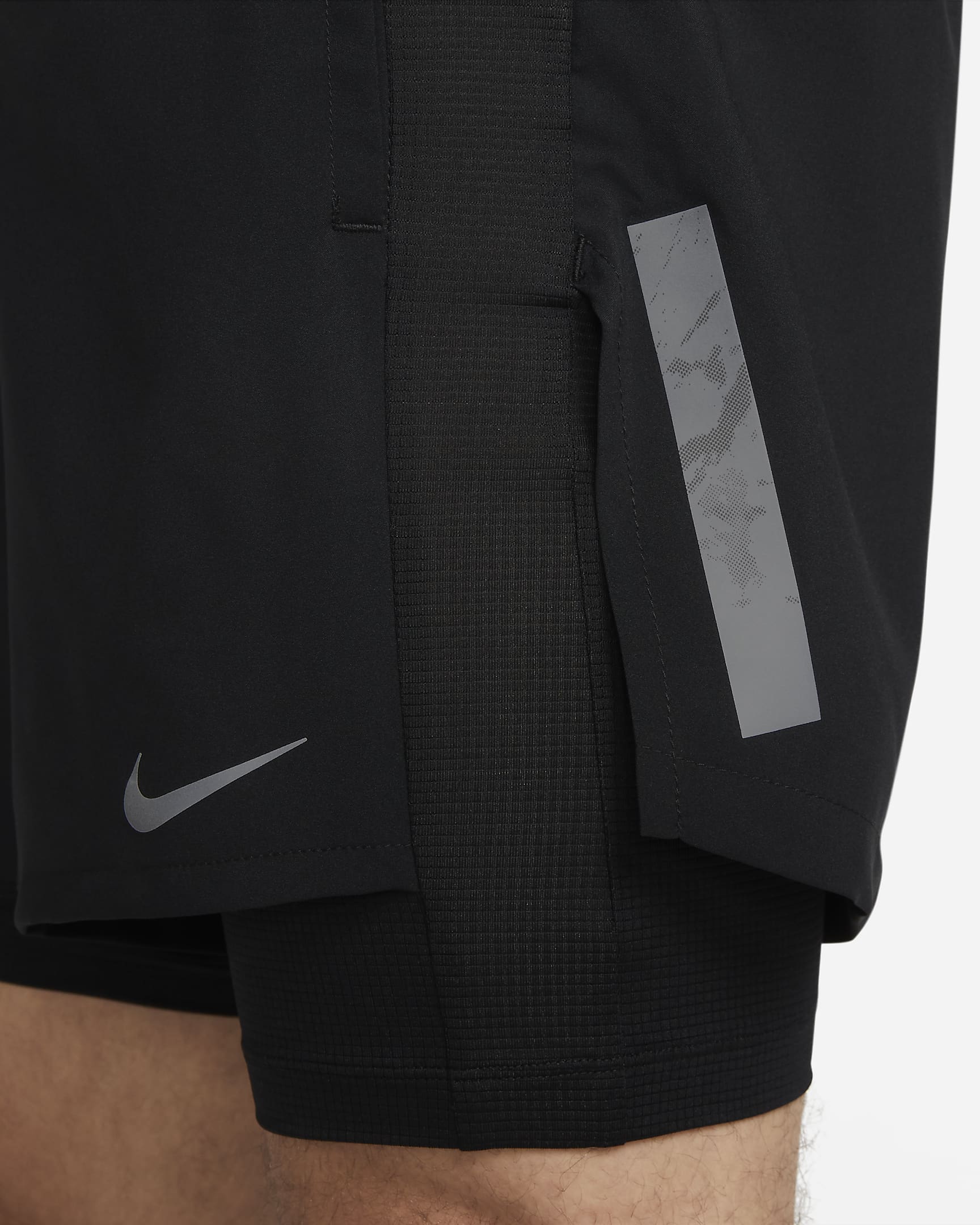 Nike DriFIT Run Division Stride Men's Running Shorts. Nike RO