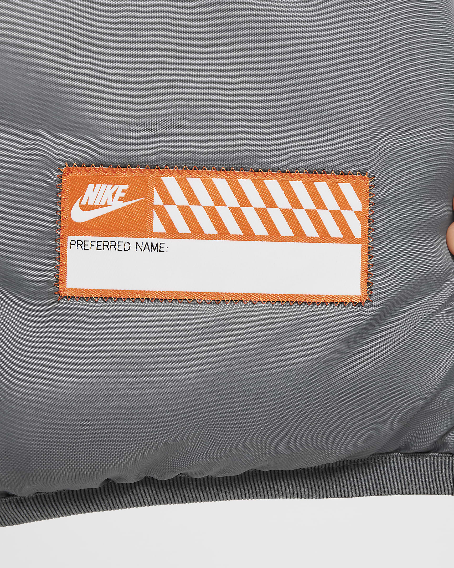 Nike Sportswear ledig jakke med hette og lett syntetisk fyll til store barn - Smoke Grey/Smoke Grey/Hvit