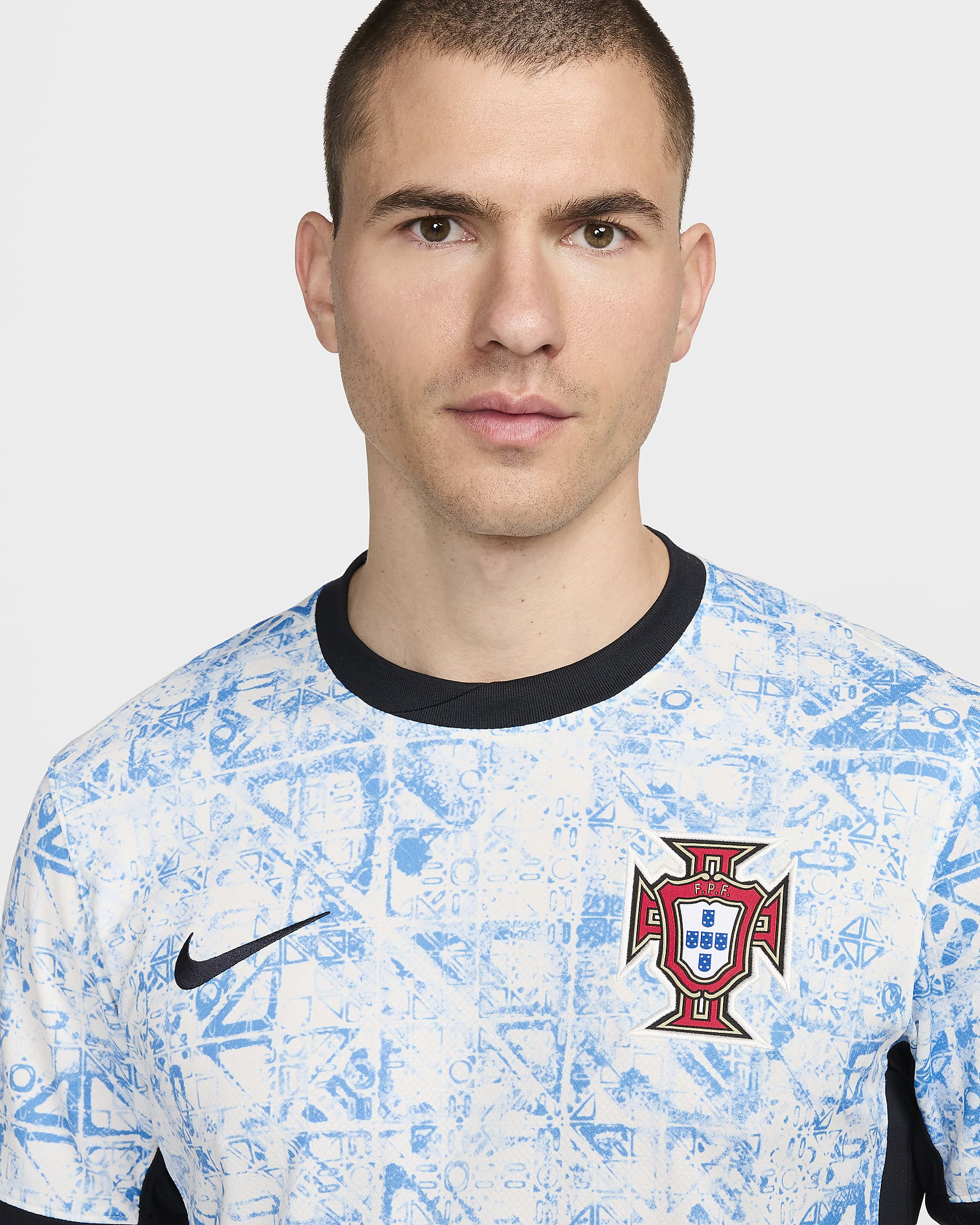 Portugal (Men's Team) 2024/25 Stadium Away Men's Nike Dri-FIT Football ...