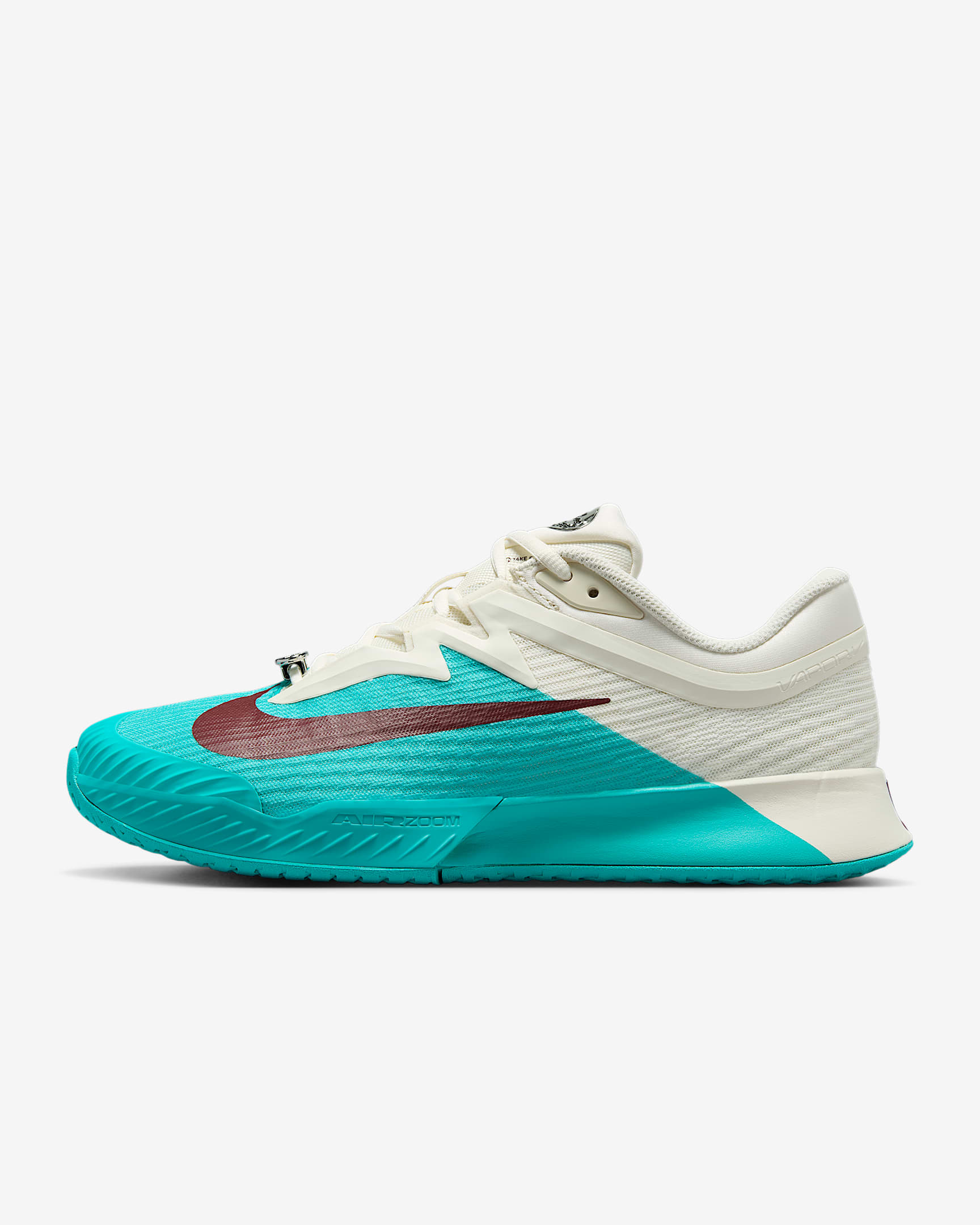 Tenis de tenis para cancha dura para mujer Nike Vapor Pro 3 Premium - Cactus empolvado/Marfil pálido/Plata metalizado/Rojo team oscuro