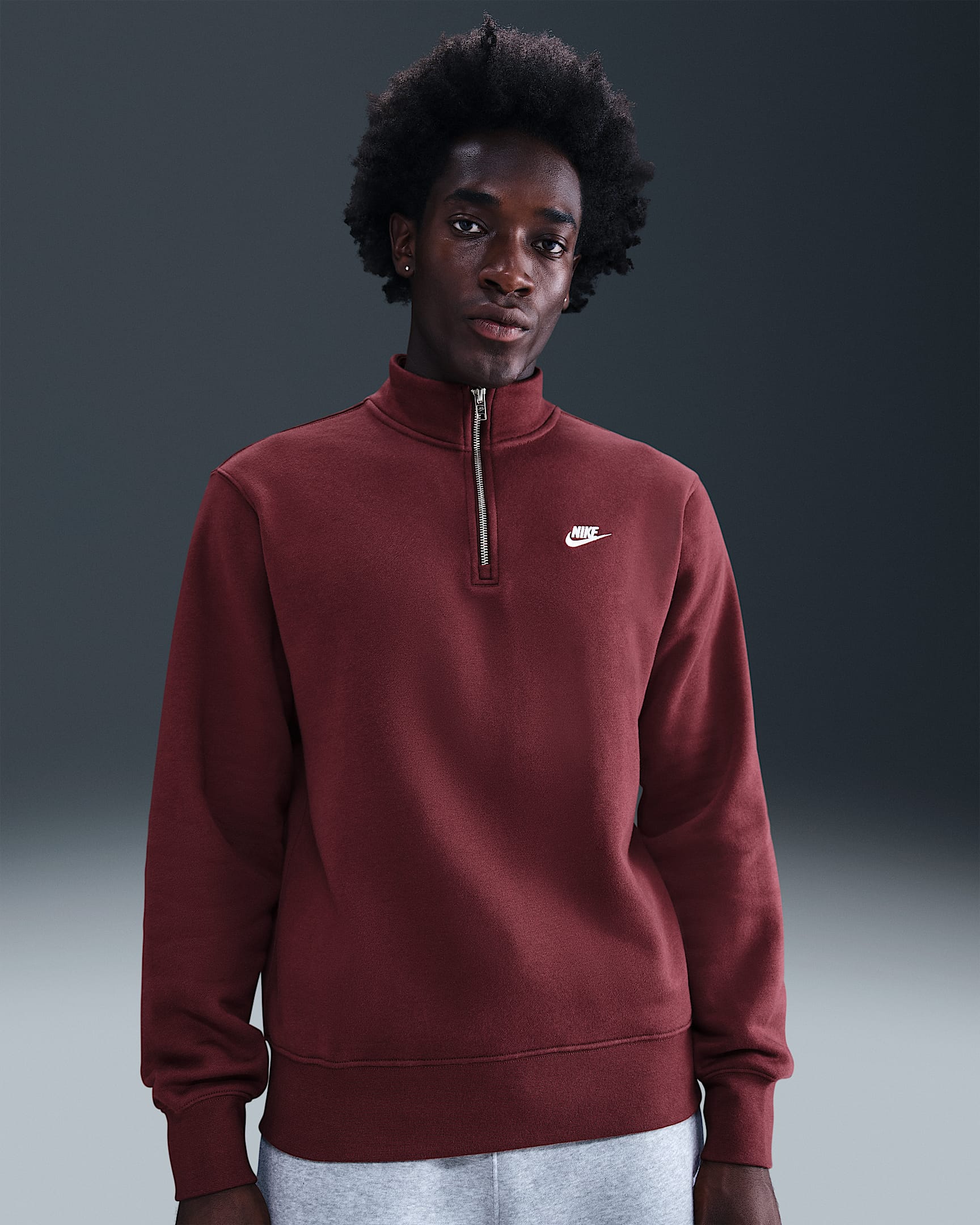 Nike Sportswear Club Men's 1/2-Zip Fleece Top - Dark Team Red/Dark Team Red/White