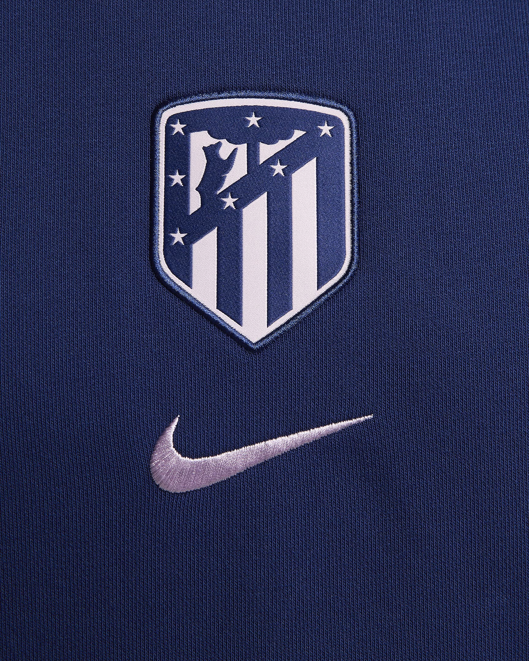Atlético Madrid Standard Issue Men's Nike Dri-FIT Hoodie. Nike UK