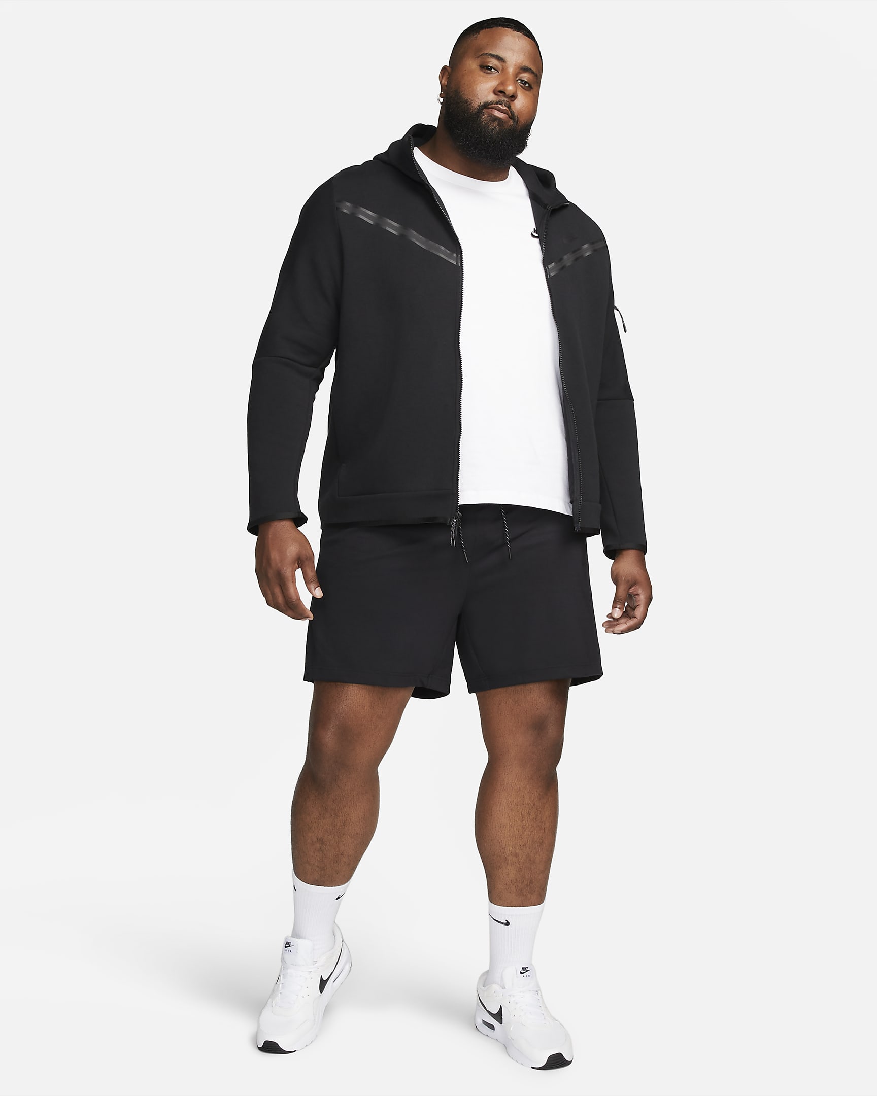 Nike Sportswear Tech Fleece Lightweight Men's Shorts. Nike SE