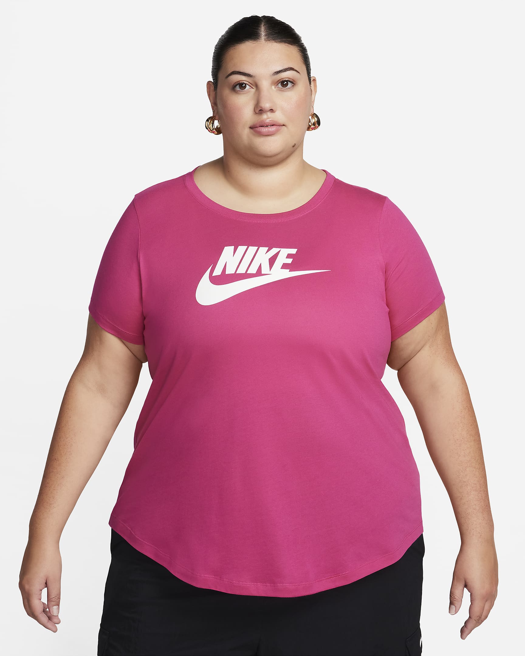 Nike Sportswear Essentials Women's Logo TShirt (Plus Size). Nike UK