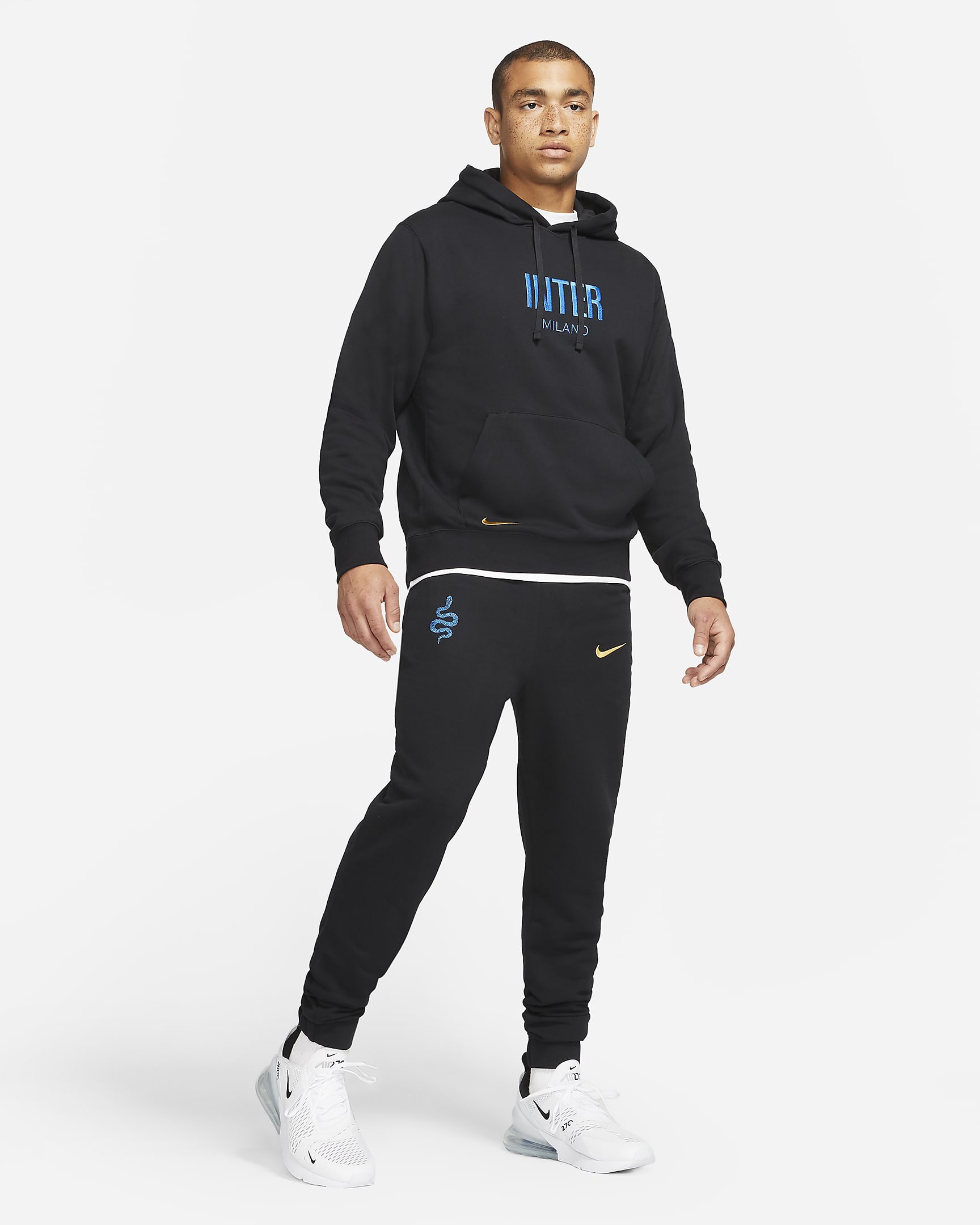 Inter Milan Men's French Terry Football Pants. Nike PT