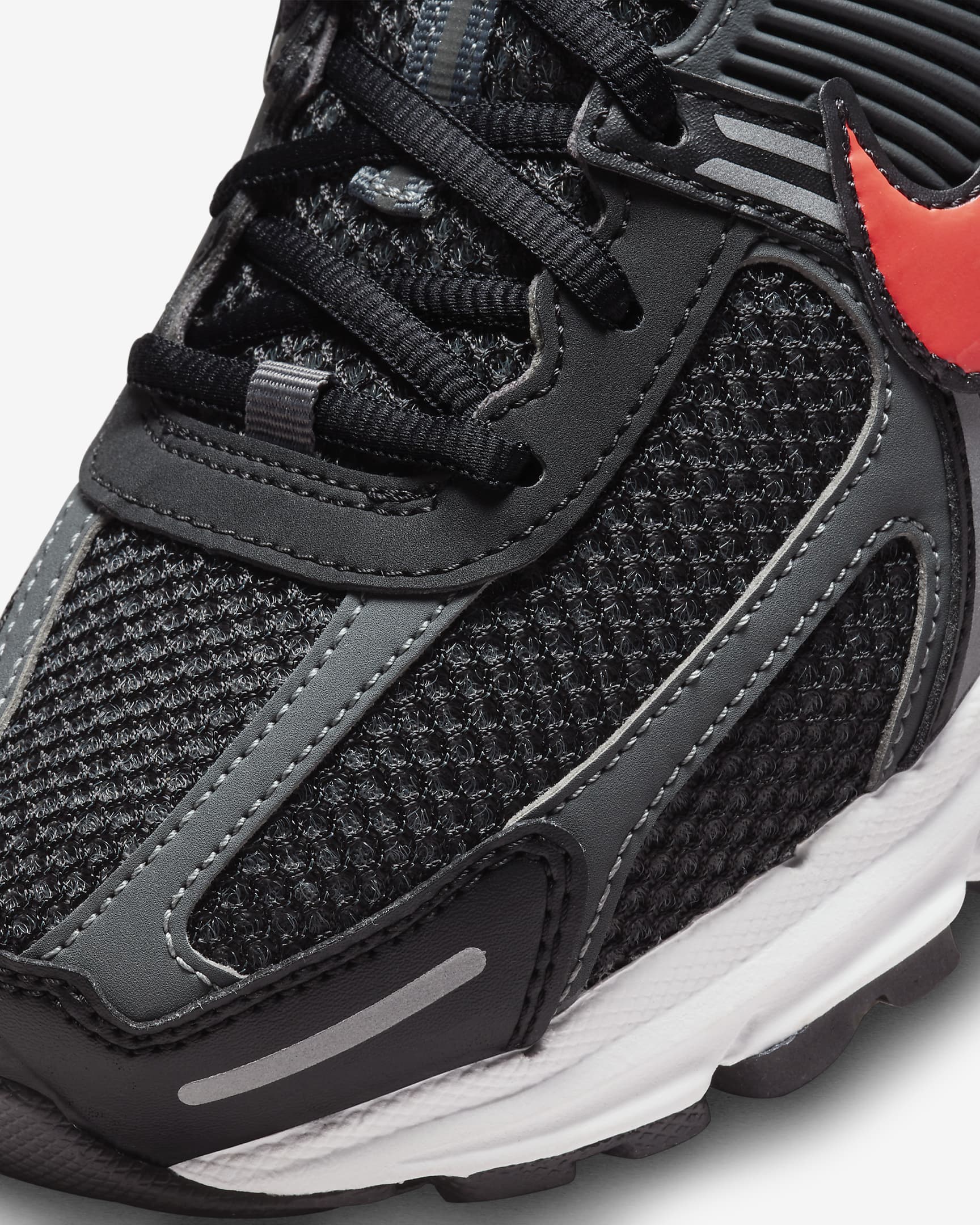 nike shoes zoom vomero 5
