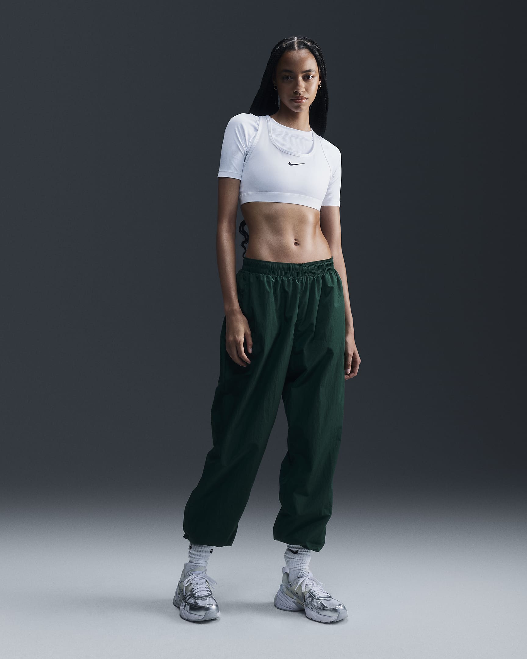 Nike Sportswear Essential Women's Mid-Rise Oversized Woven Joggers - Gorge Green/Sail