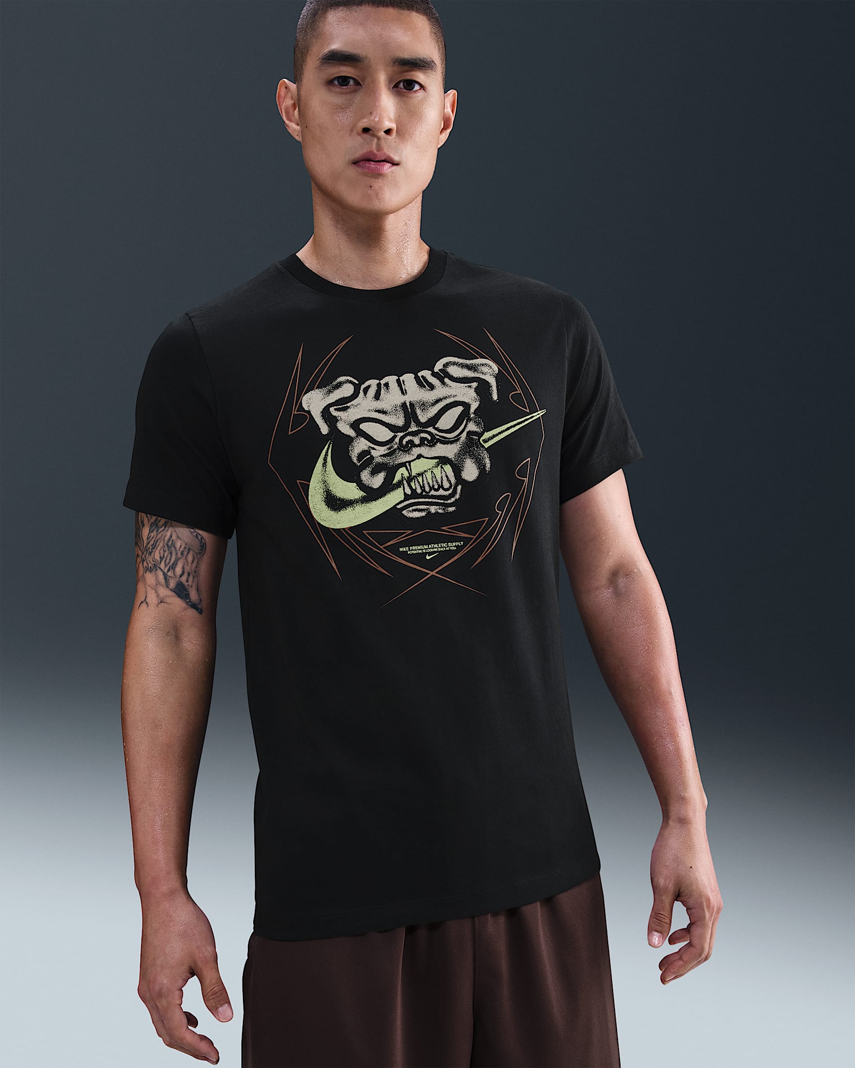 Nike Men's Training T-Shirt - Black