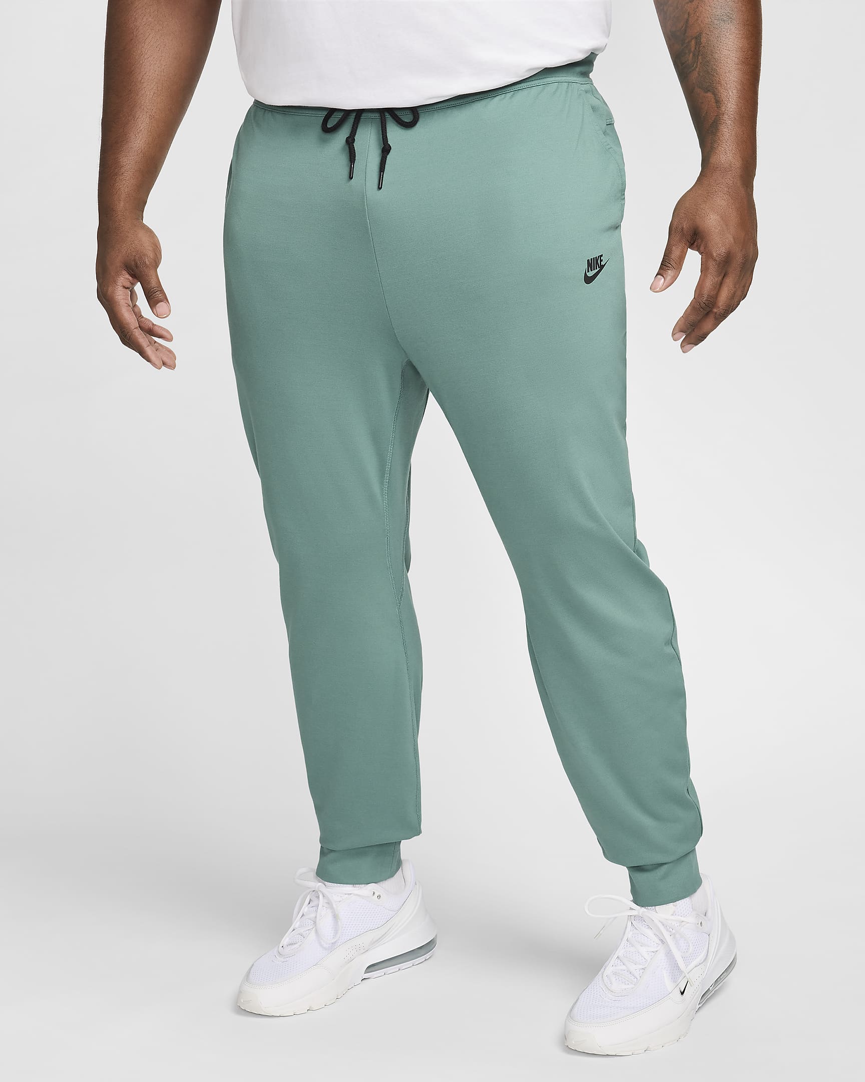 mens nike lightweight joggers