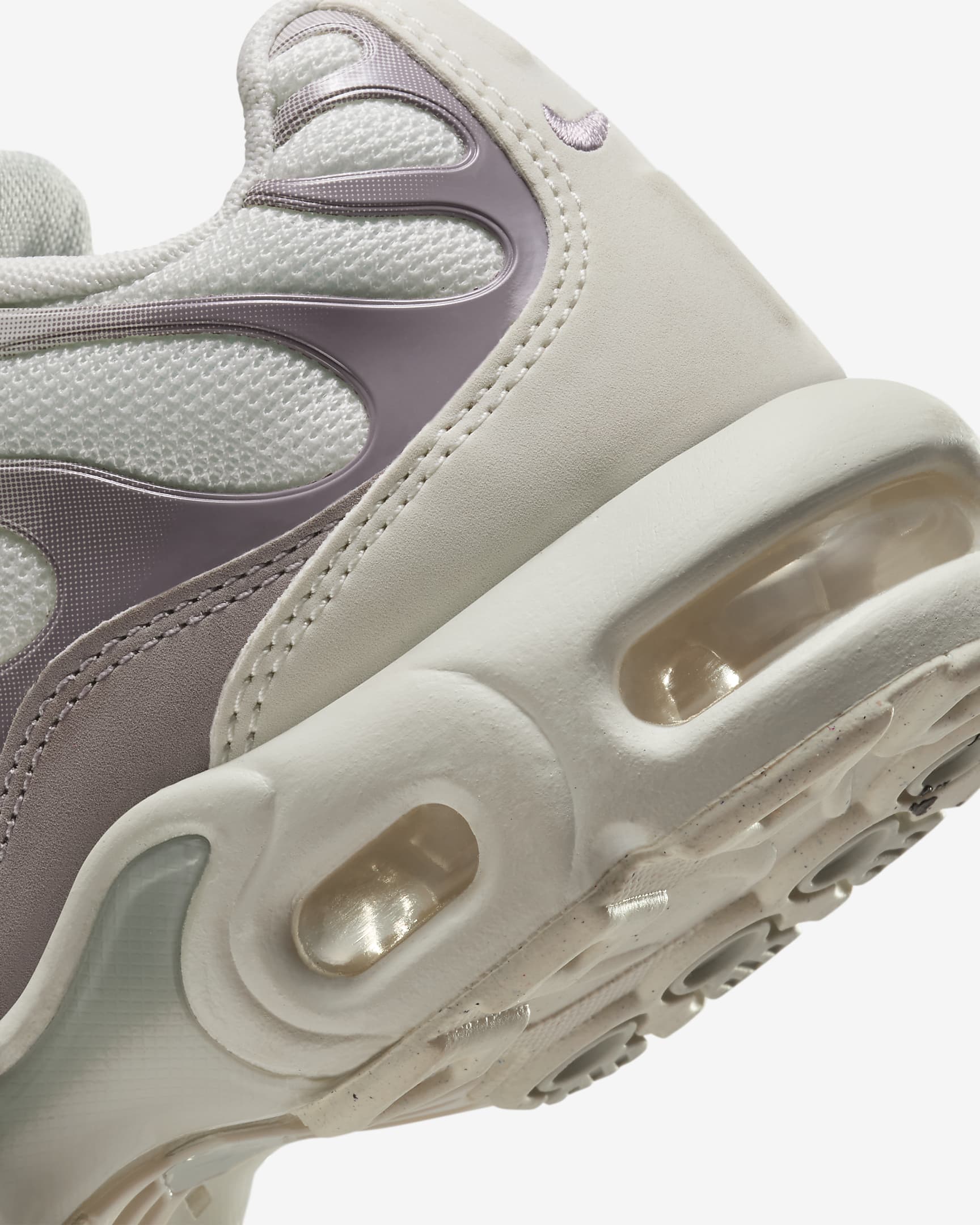 Nike Air Max Plus Little Kids' Shoes - Sail/Light Silver/Light Violet Ore/Phantom