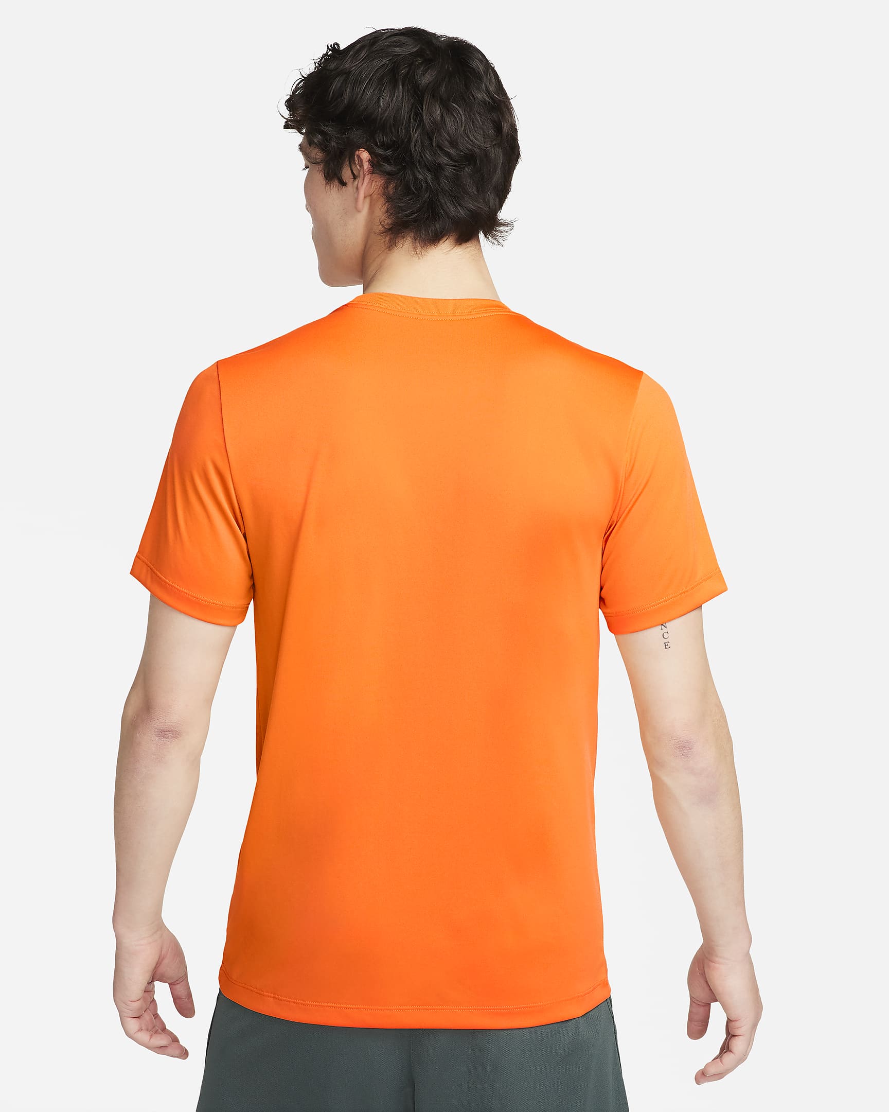 Nike Men's Dri-FIT Fitness T-Shirt - Bright Mandarin